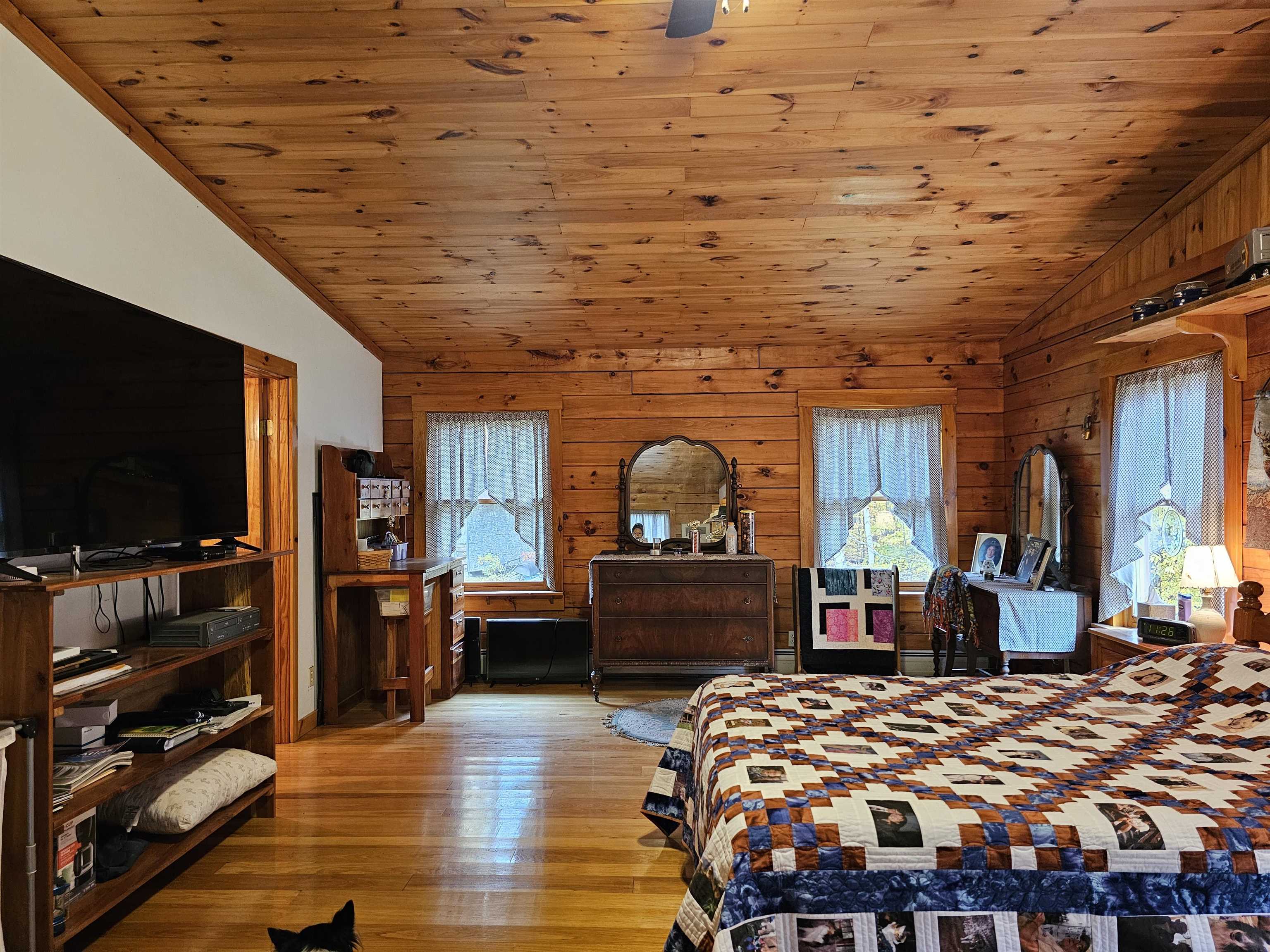 main property photo 20