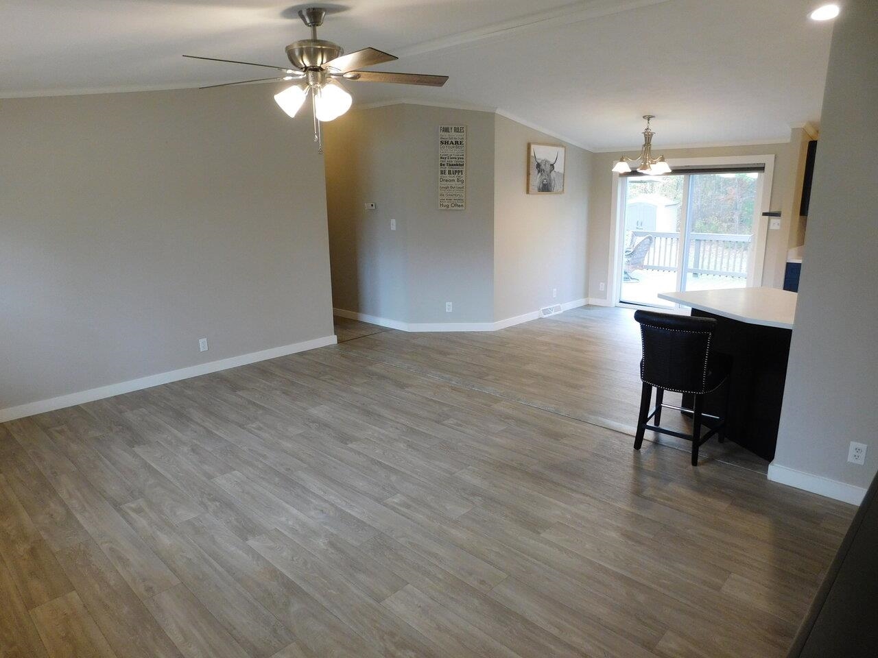 property viewer photo 20