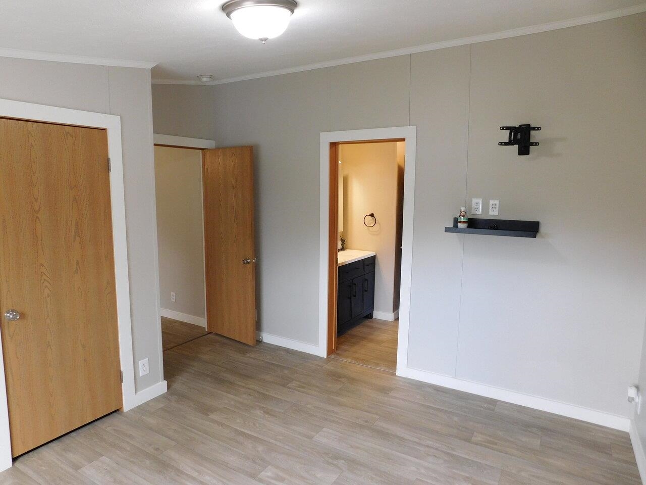 property viewer photo 23