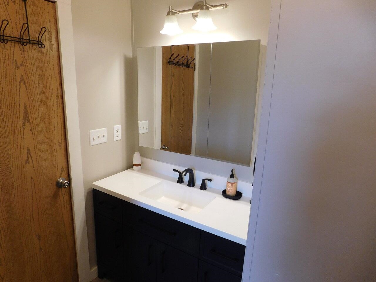 property viewer photo 26