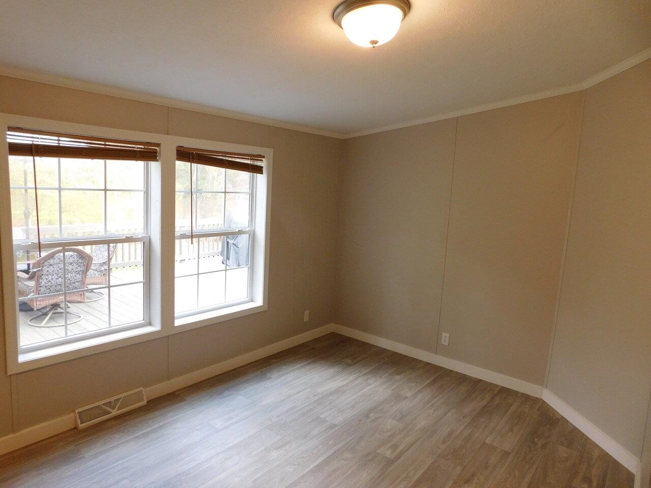 property viewer photo 31
