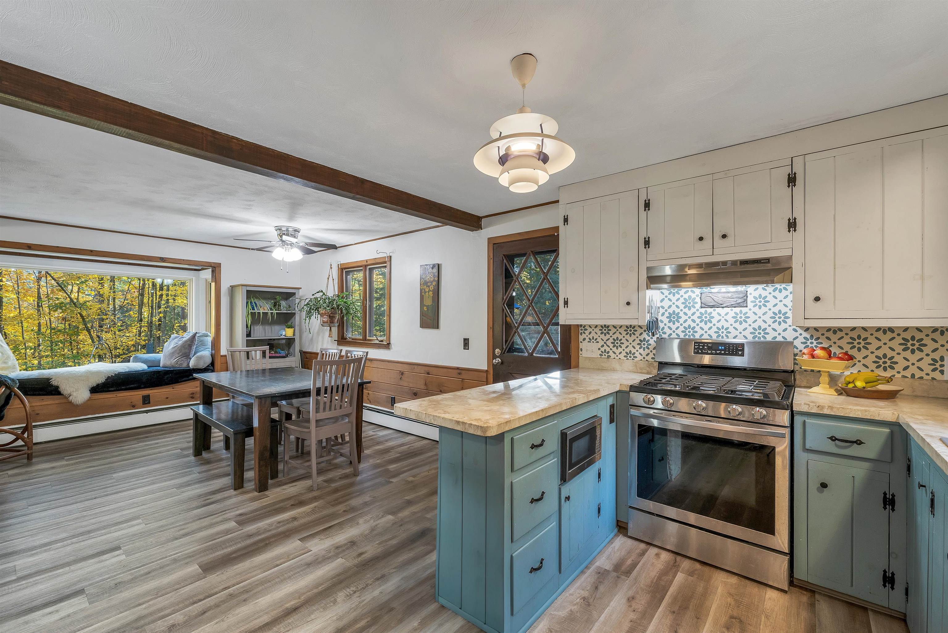 property viewer photo 4