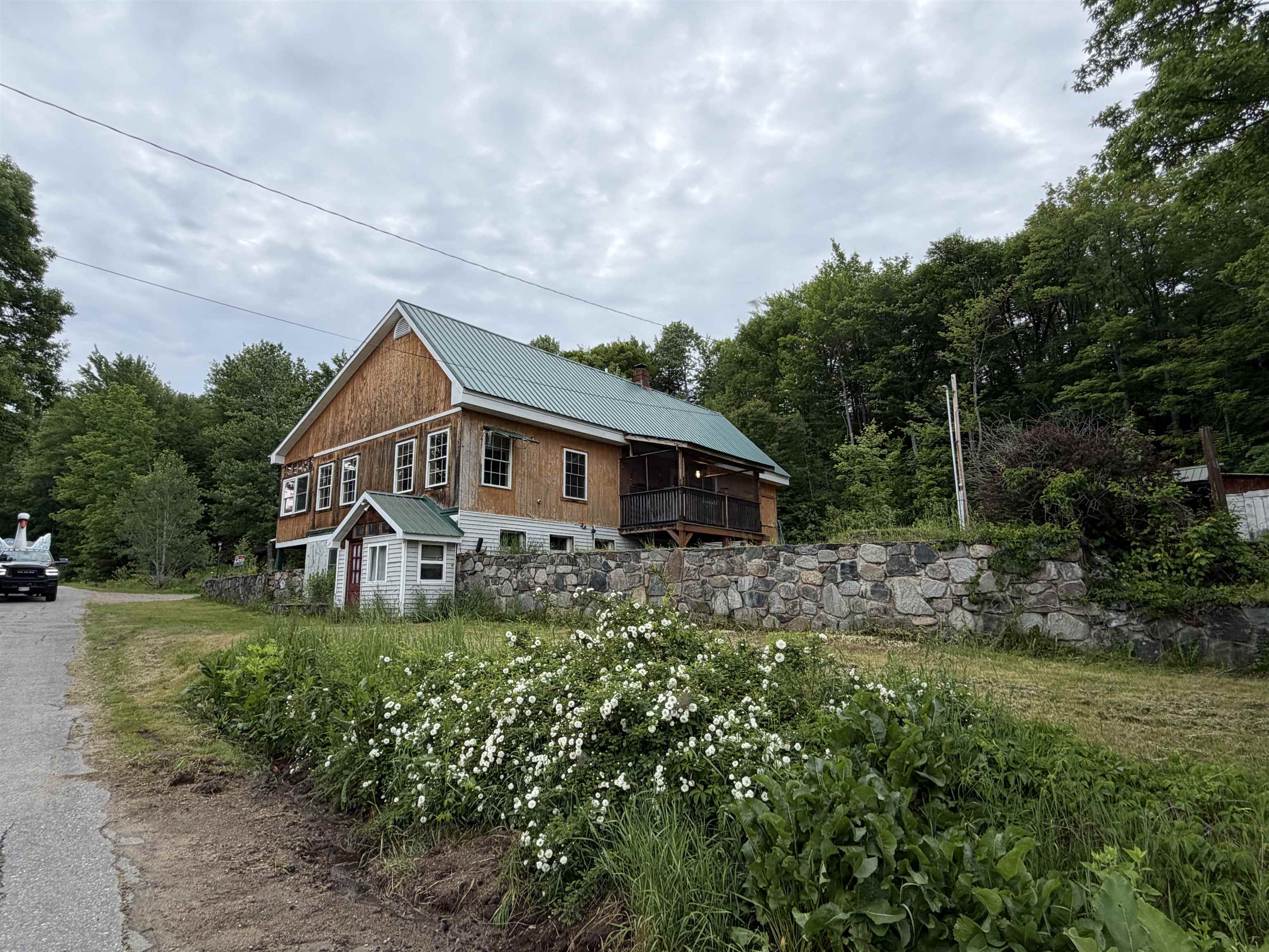 main property photo 34