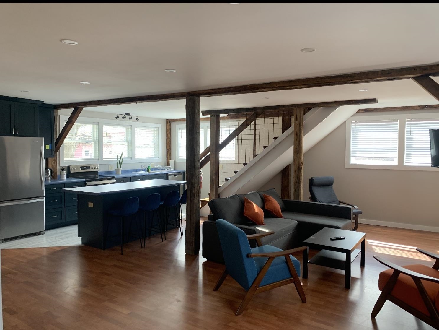 main property photo 25