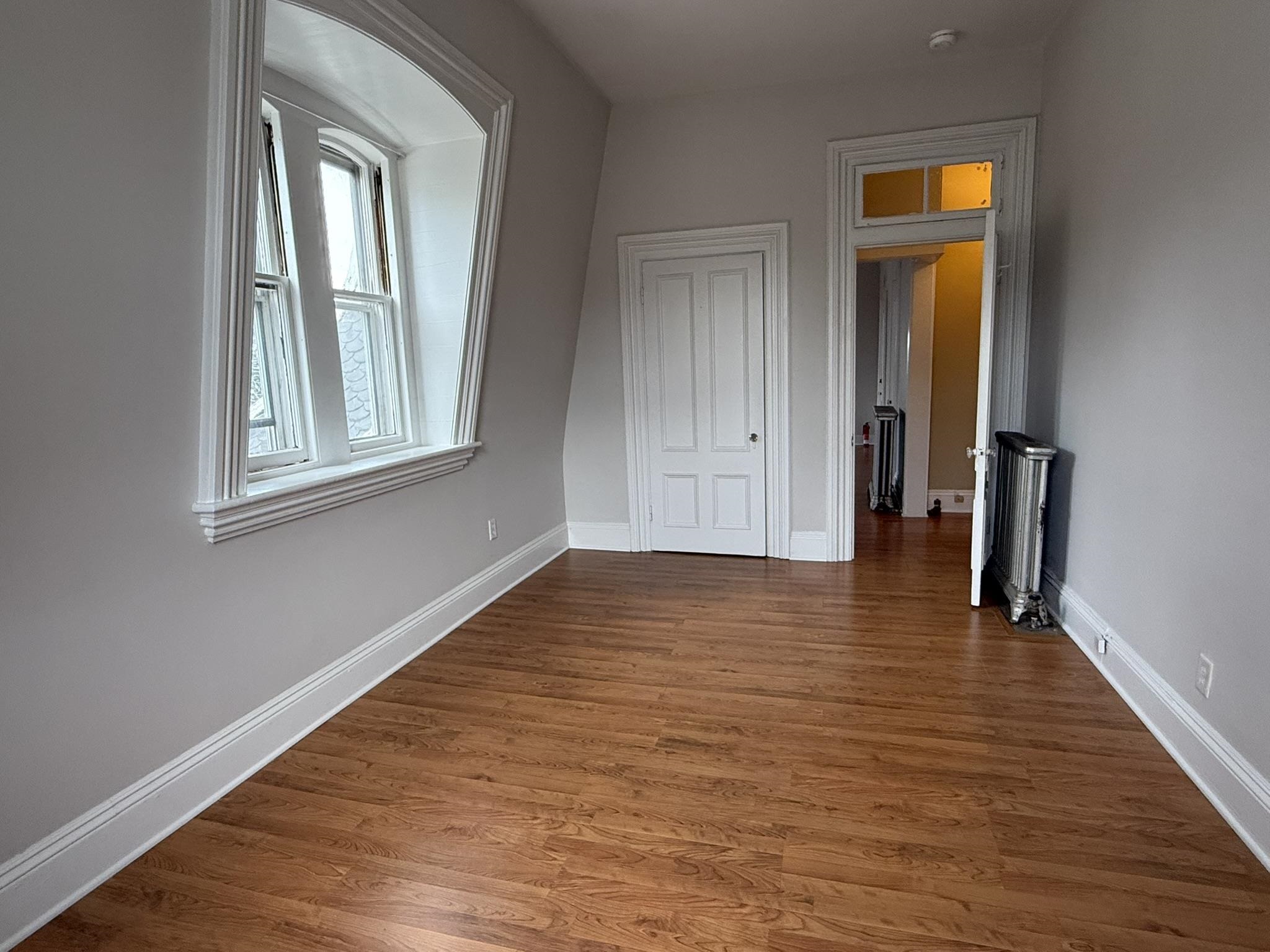property viewer photo 15