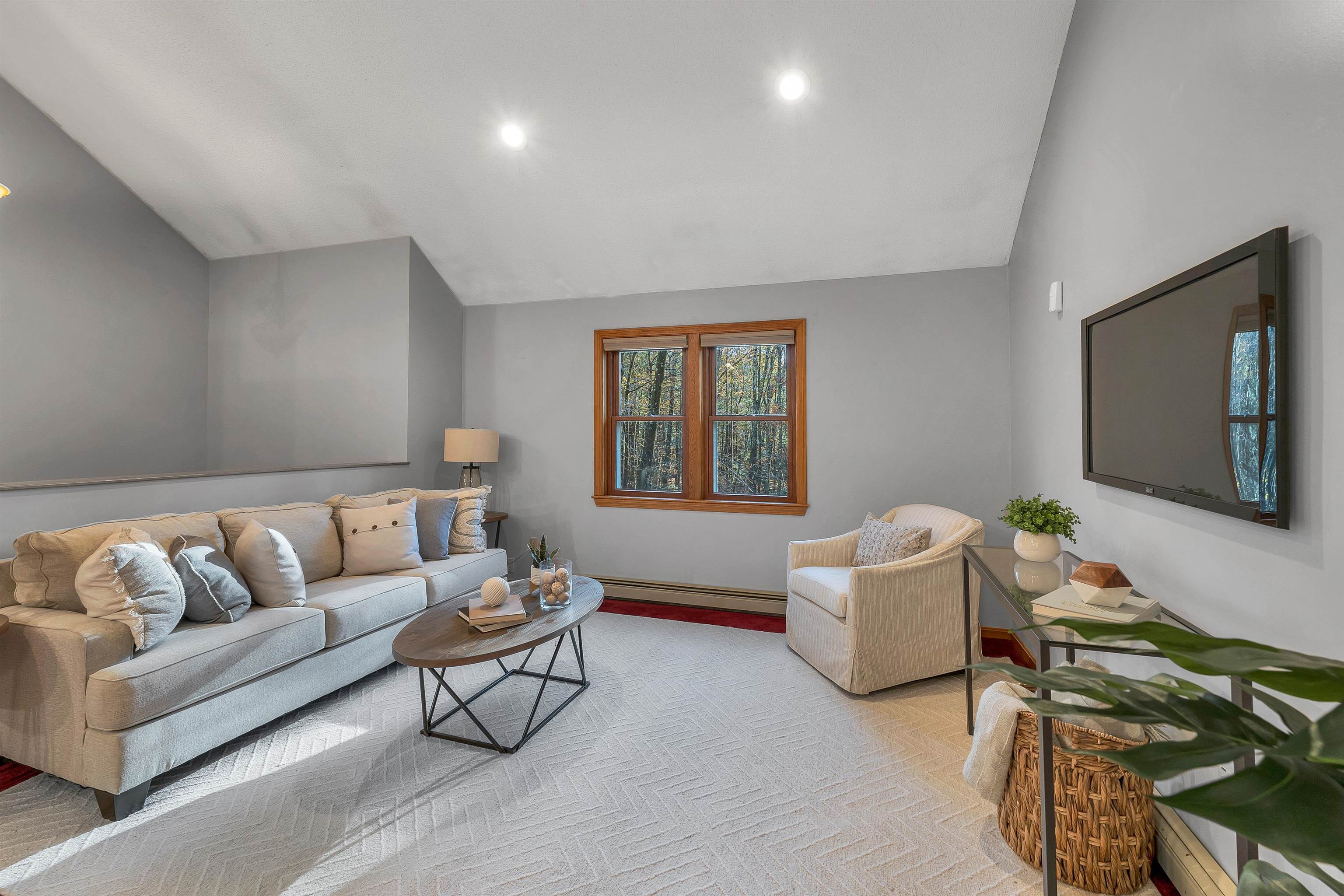 property viewer photo 25