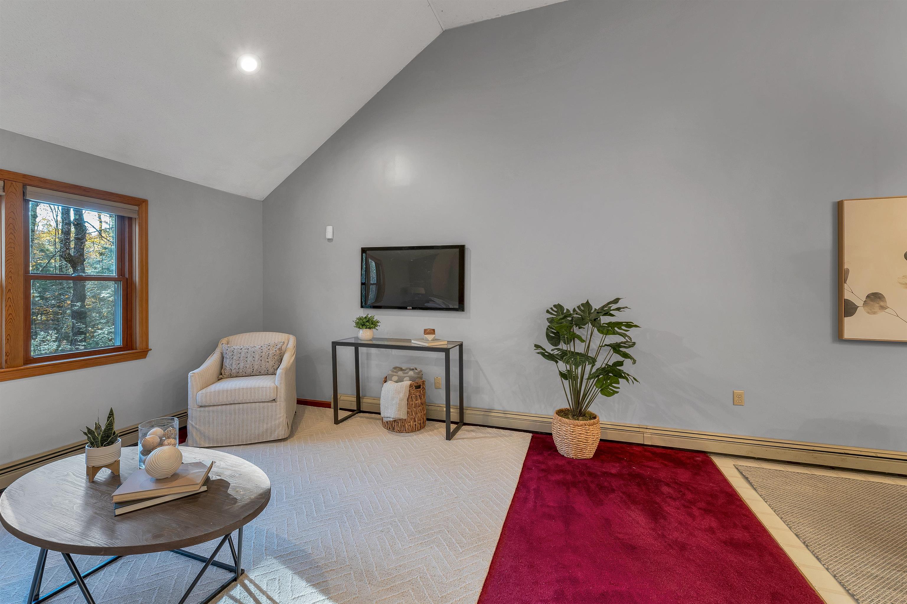 property viewer photo 26