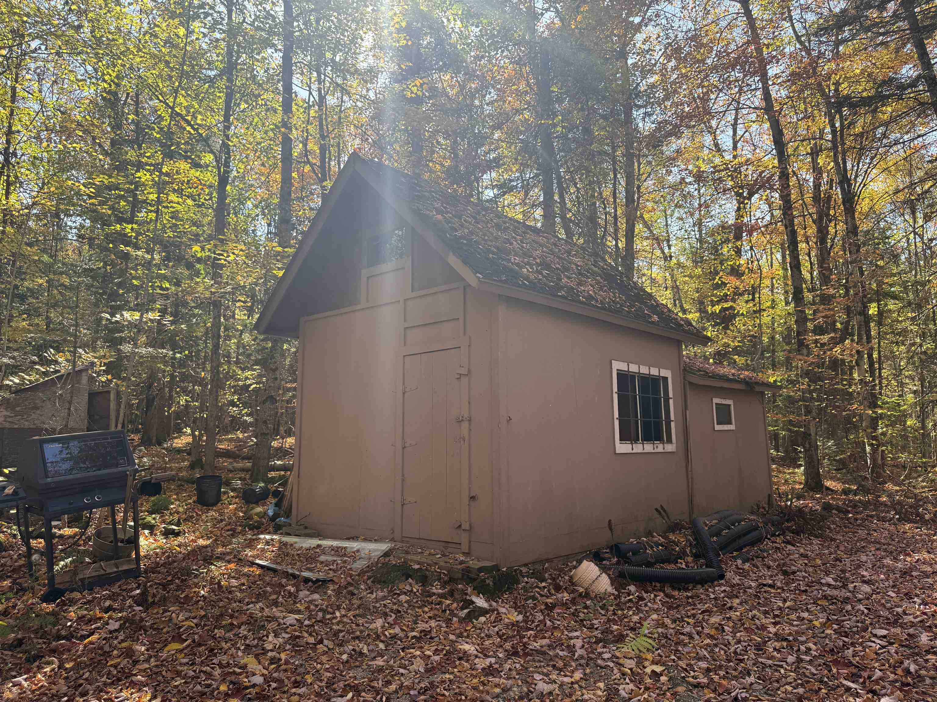 main property photo 19