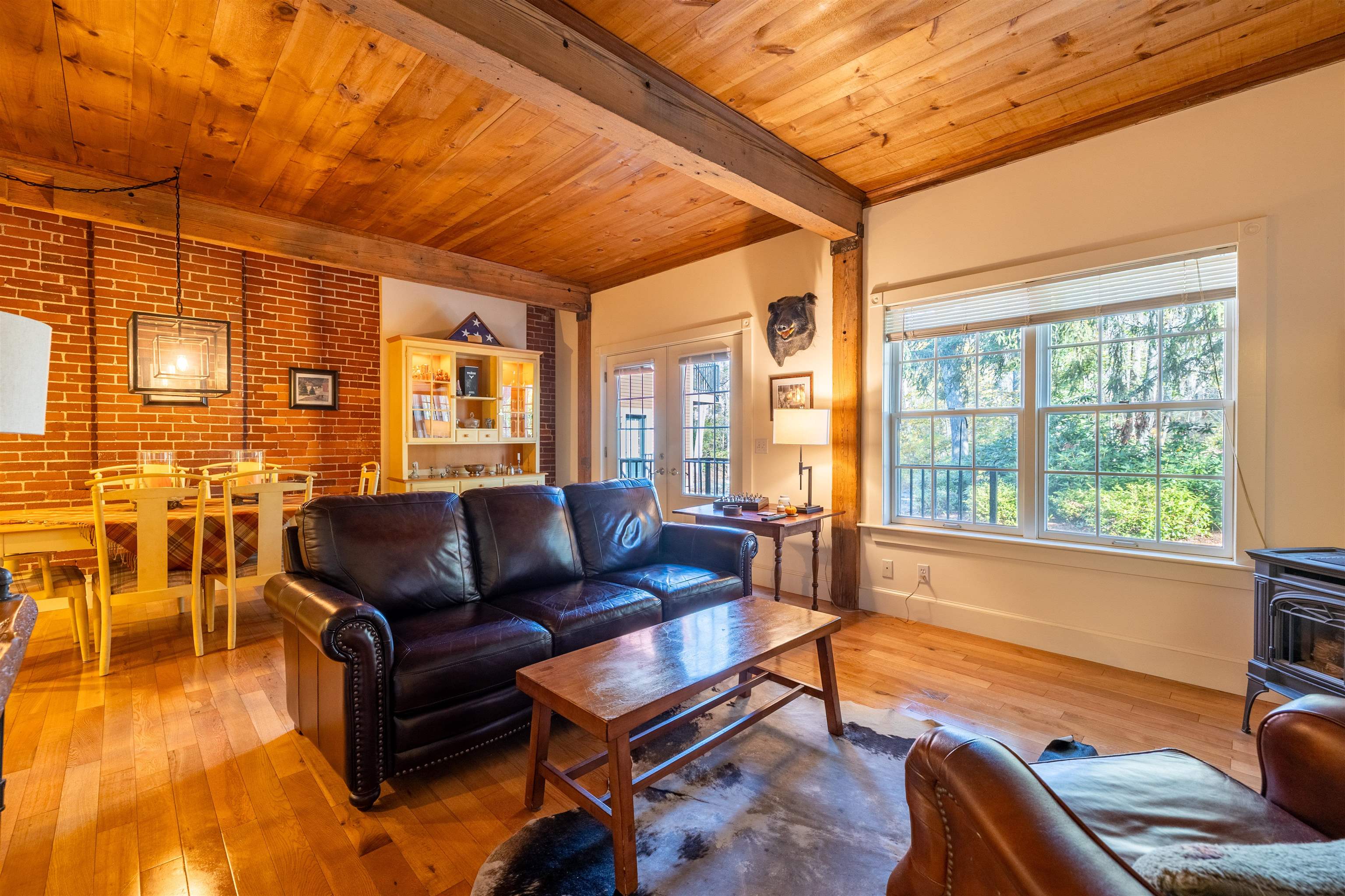 property viewer photo 10