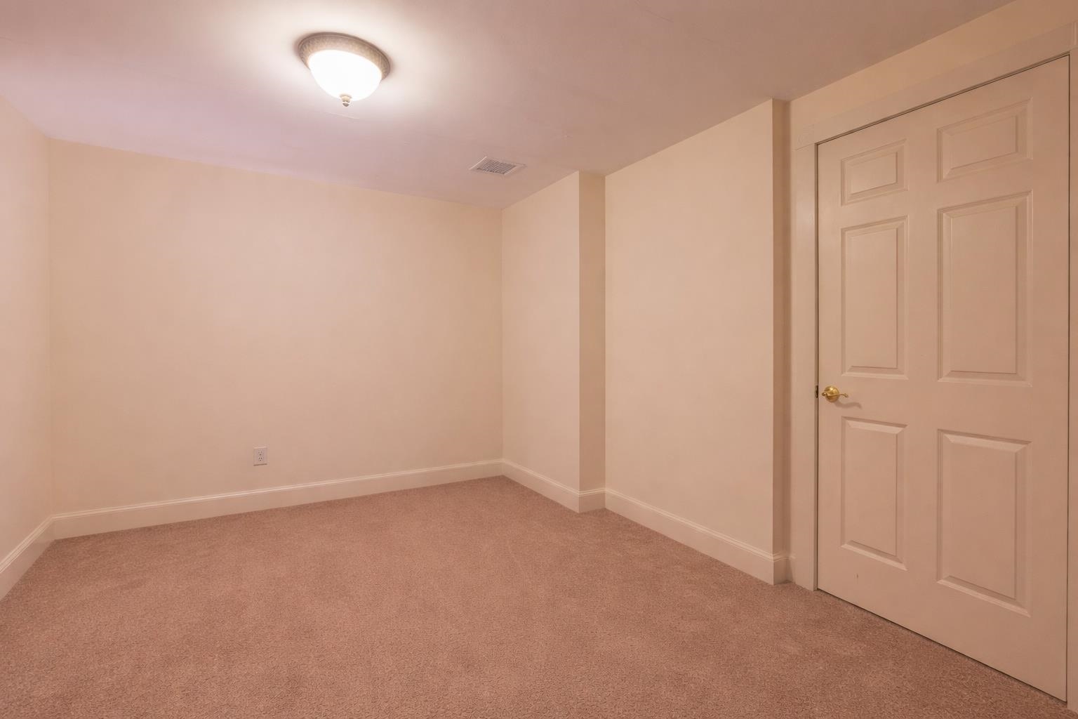 property viewer photo 21