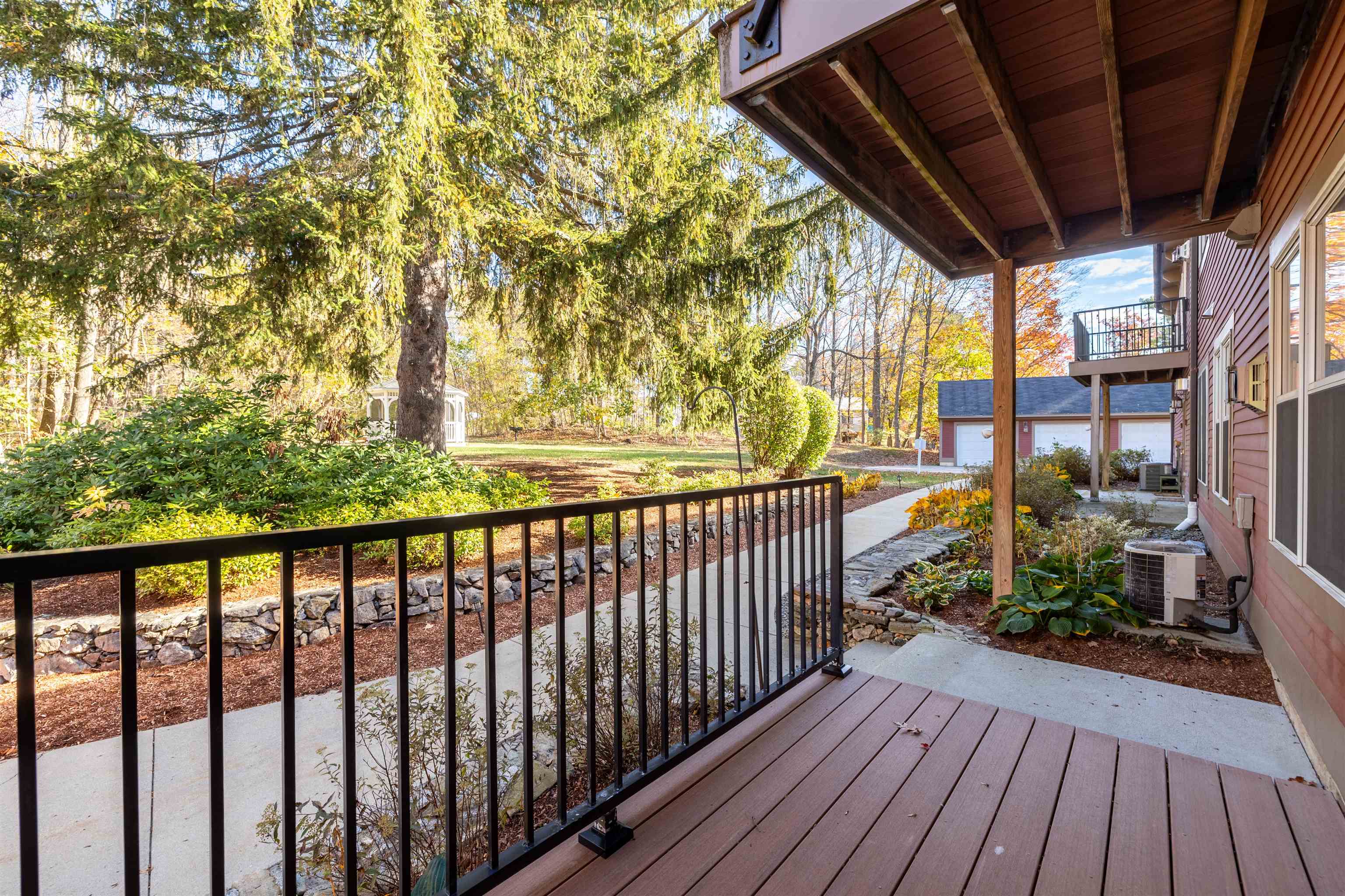 property viewer photo 23