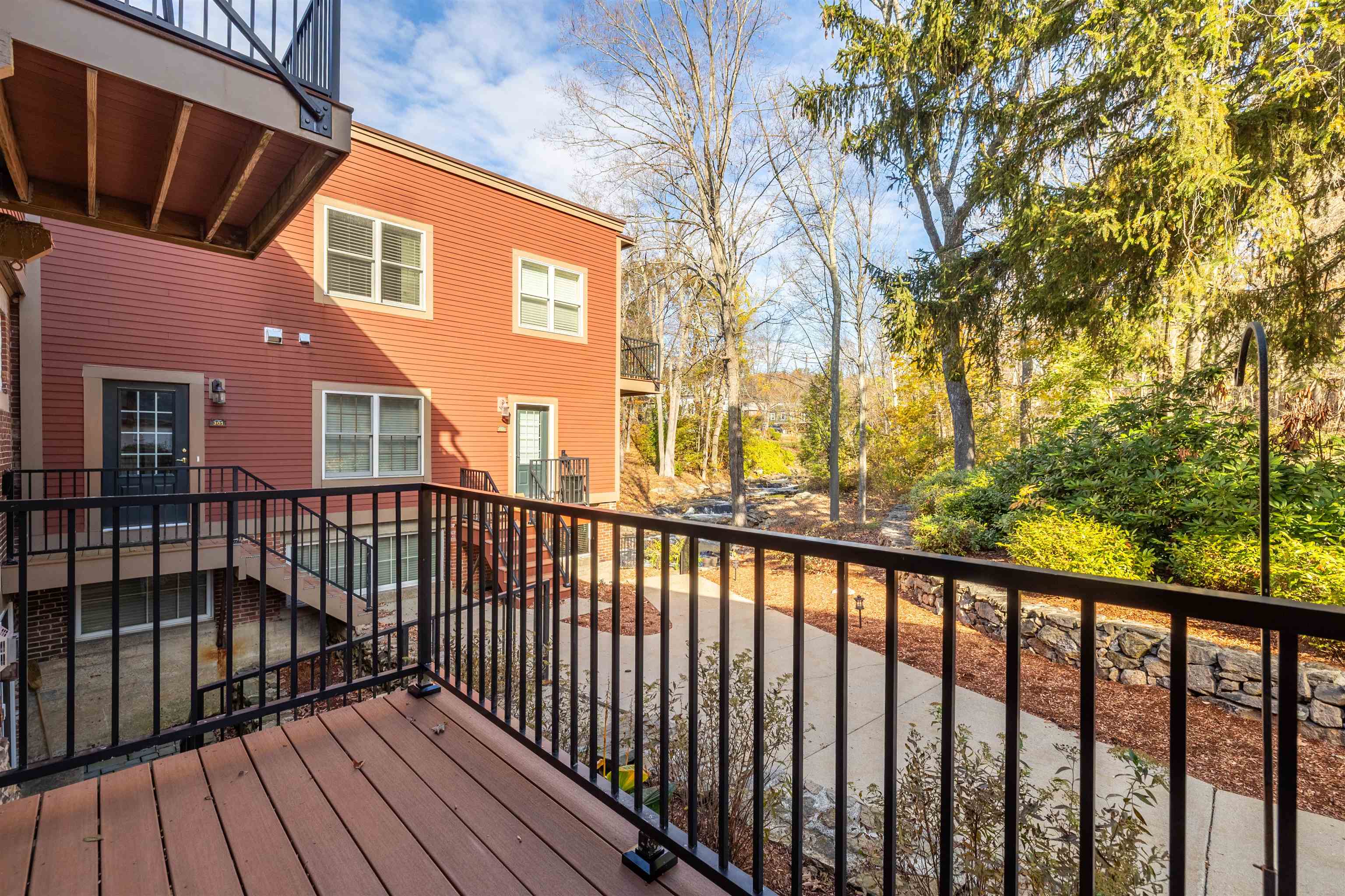property viewer photo 24