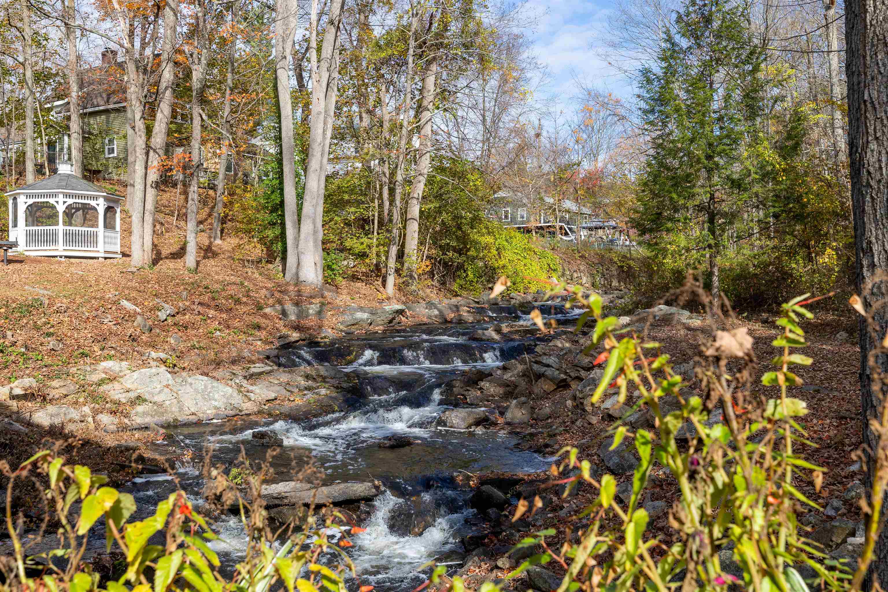 property viewer photo 36