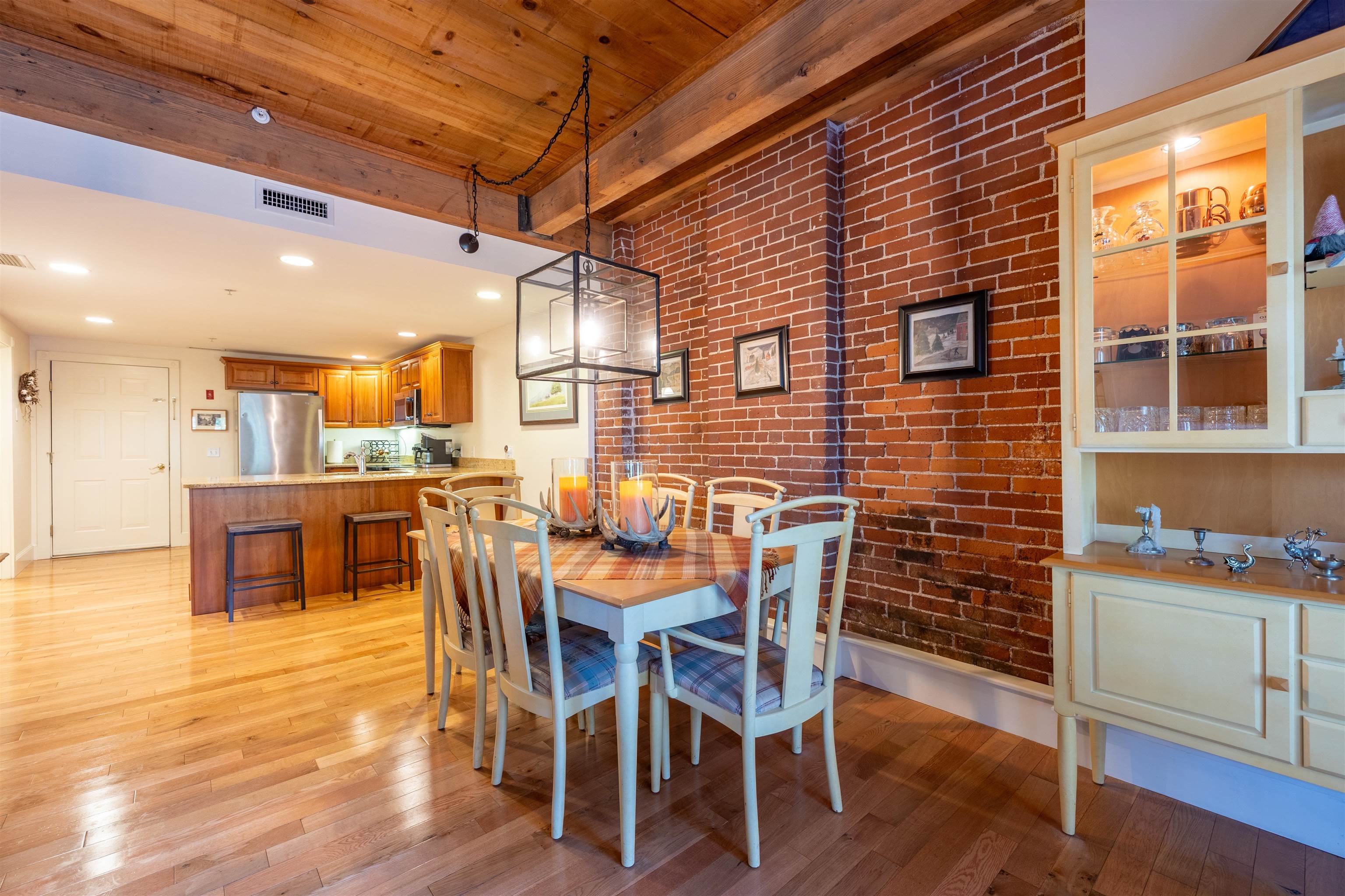property viewer photo 9