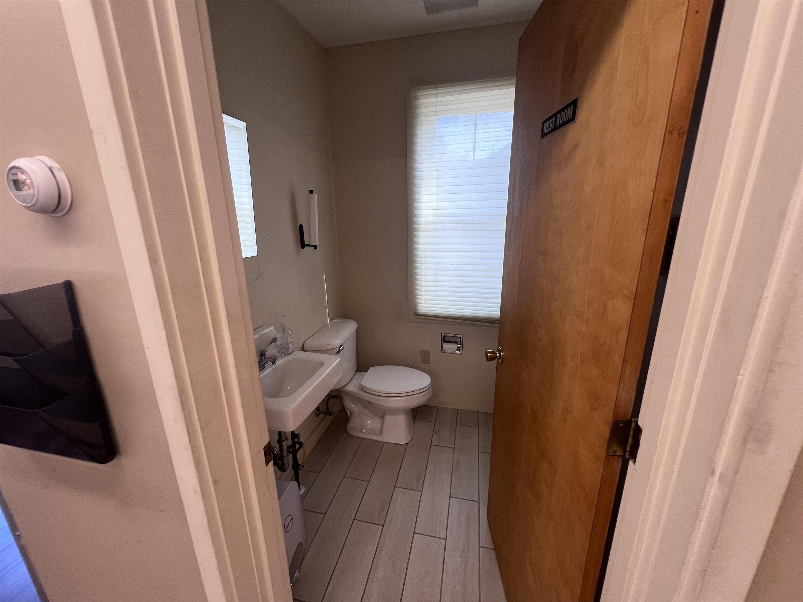 main property photo 6