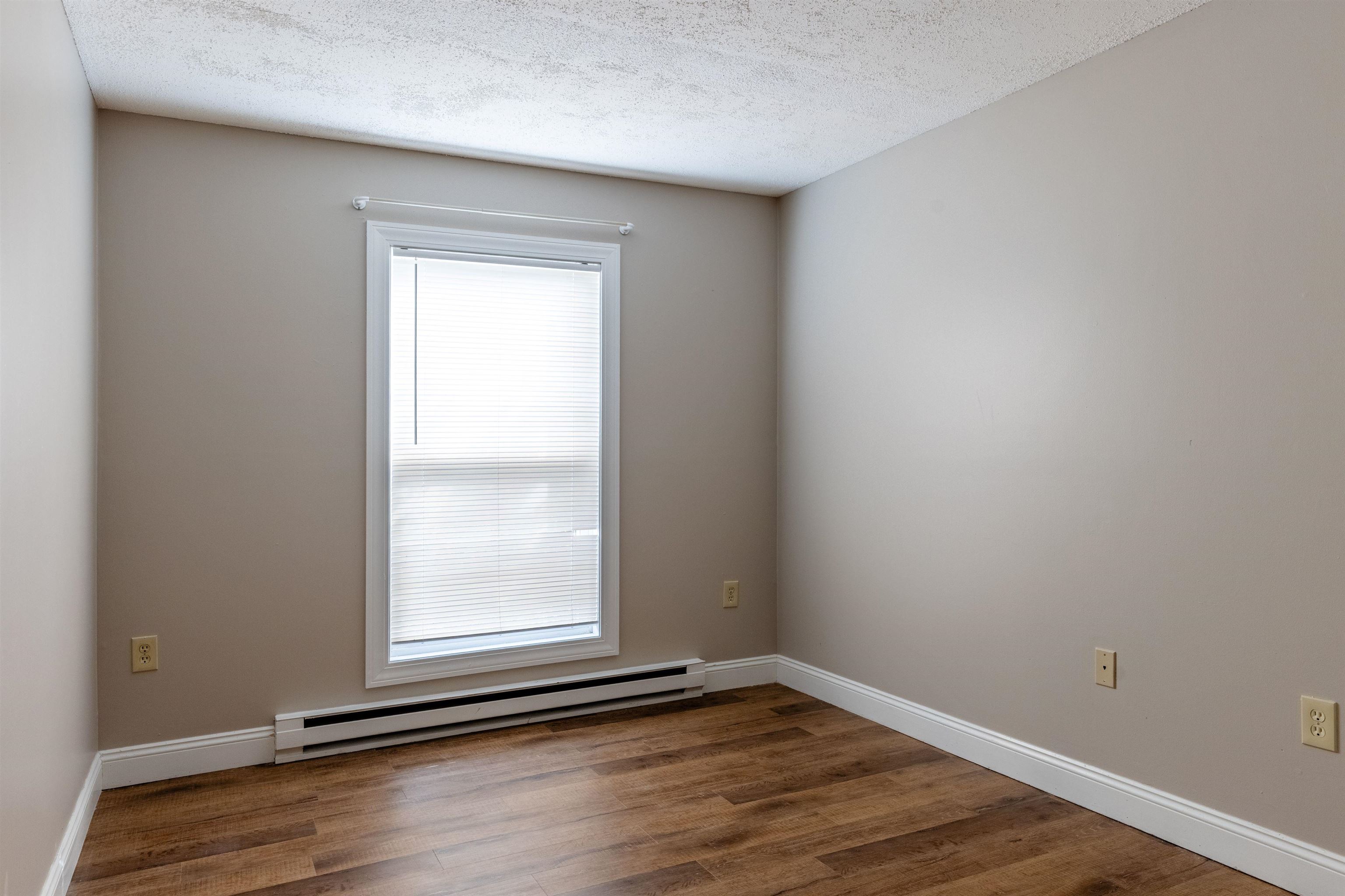 property viewer photo 18