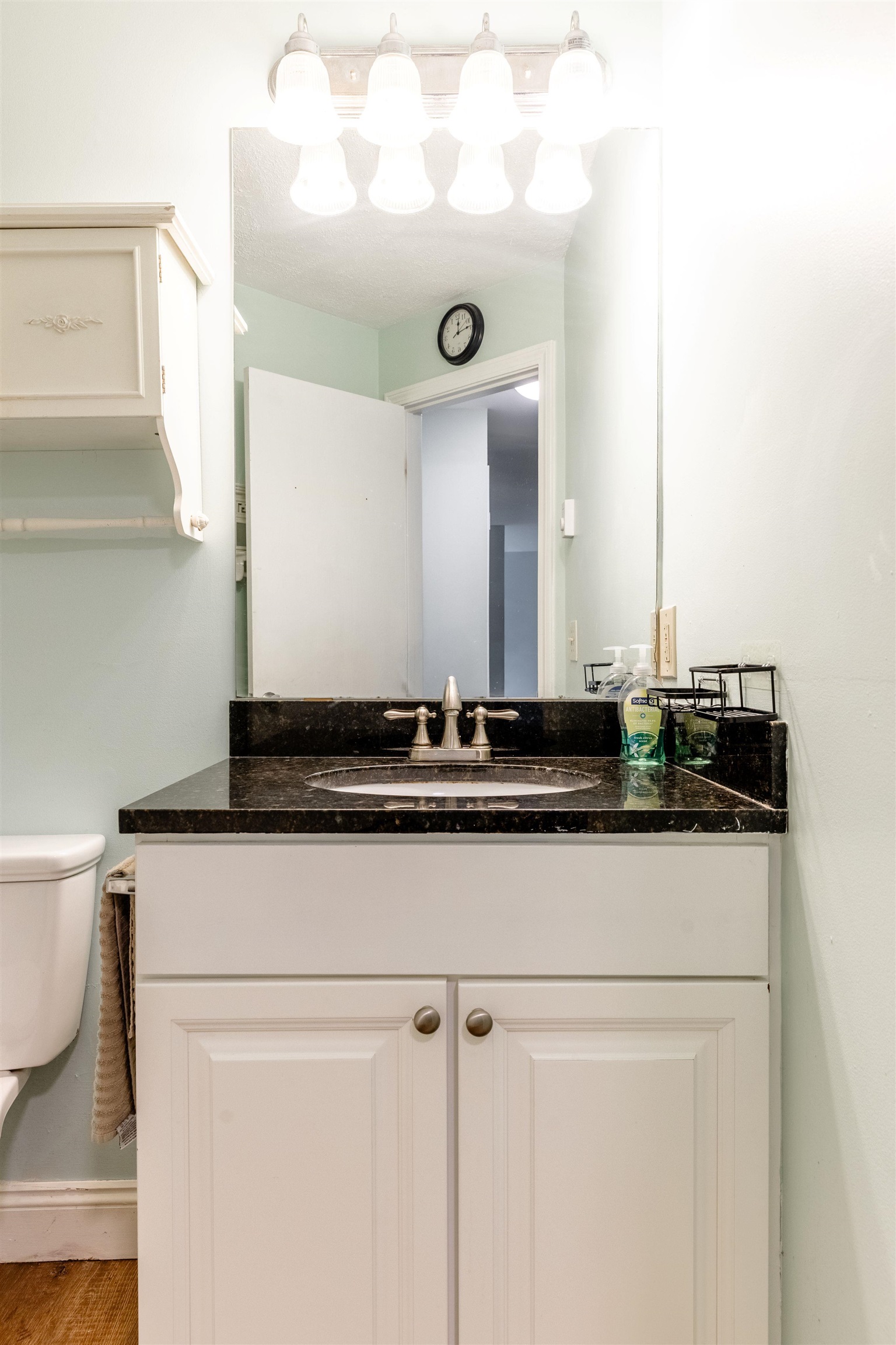property viewer photo 22
