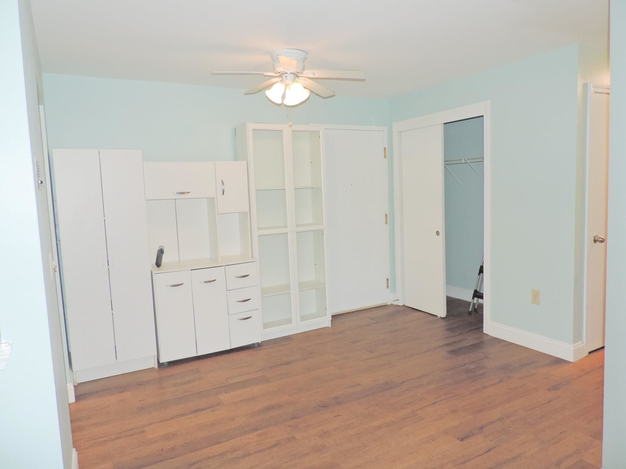 property viewer photo 8