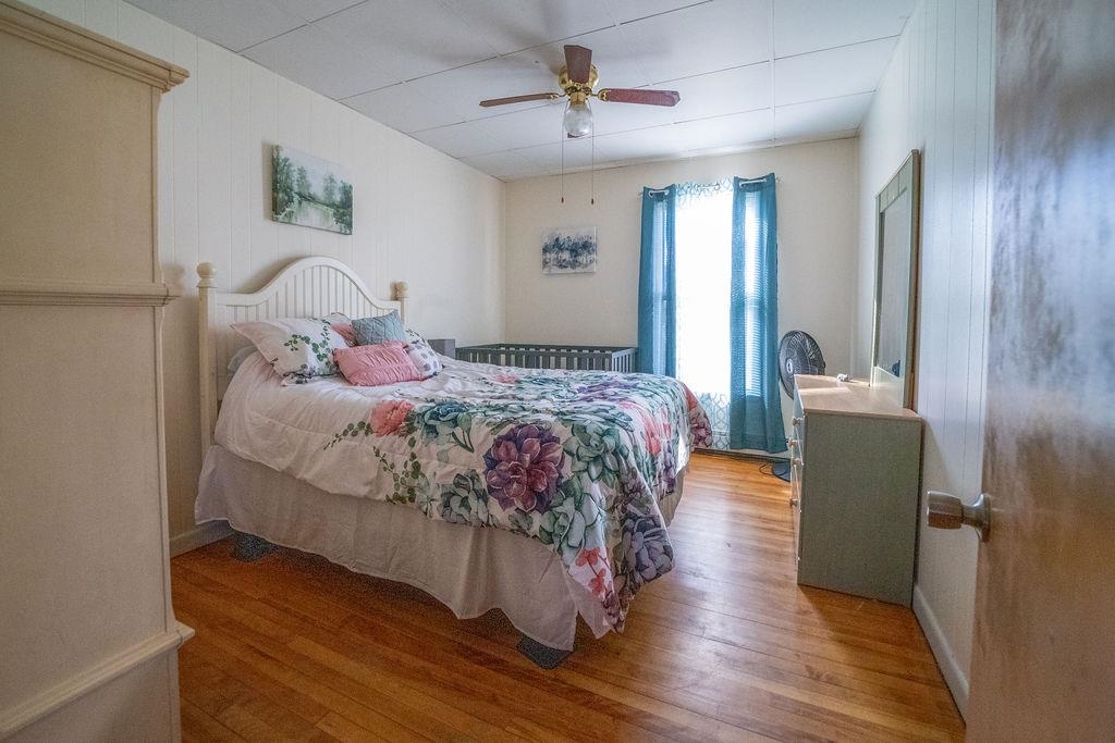 main property photo 41
