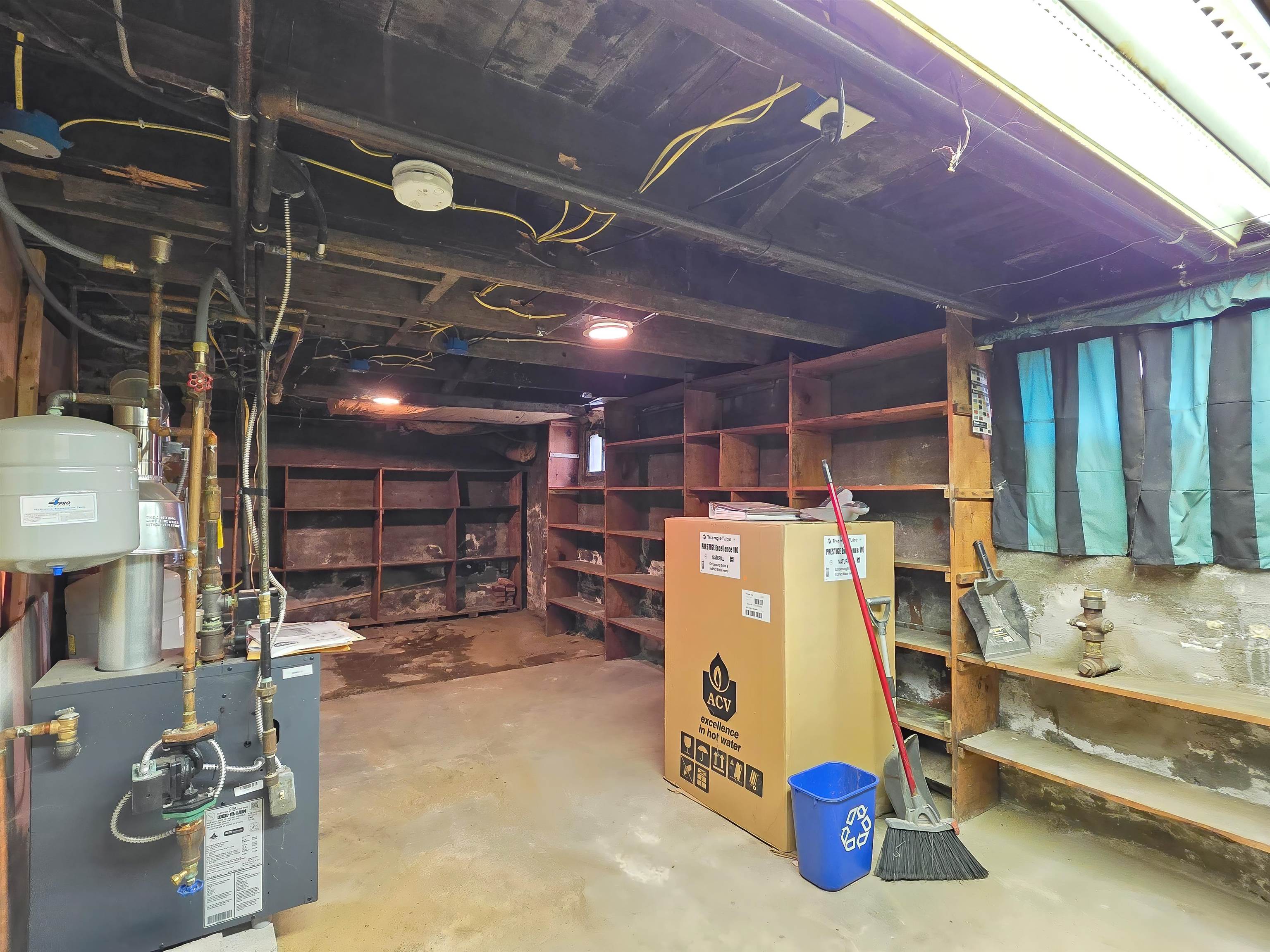 main property photo 16