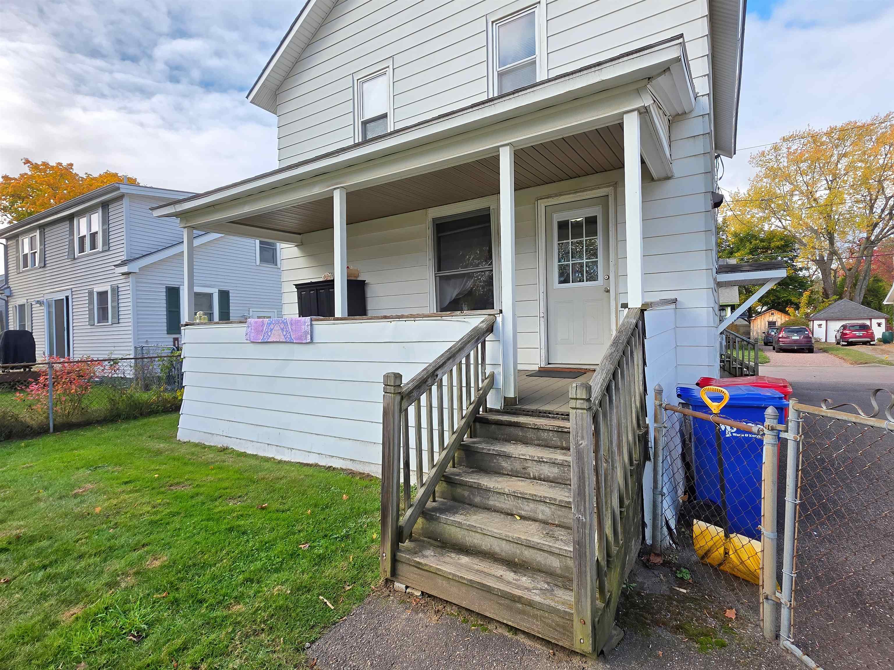main property photo 41