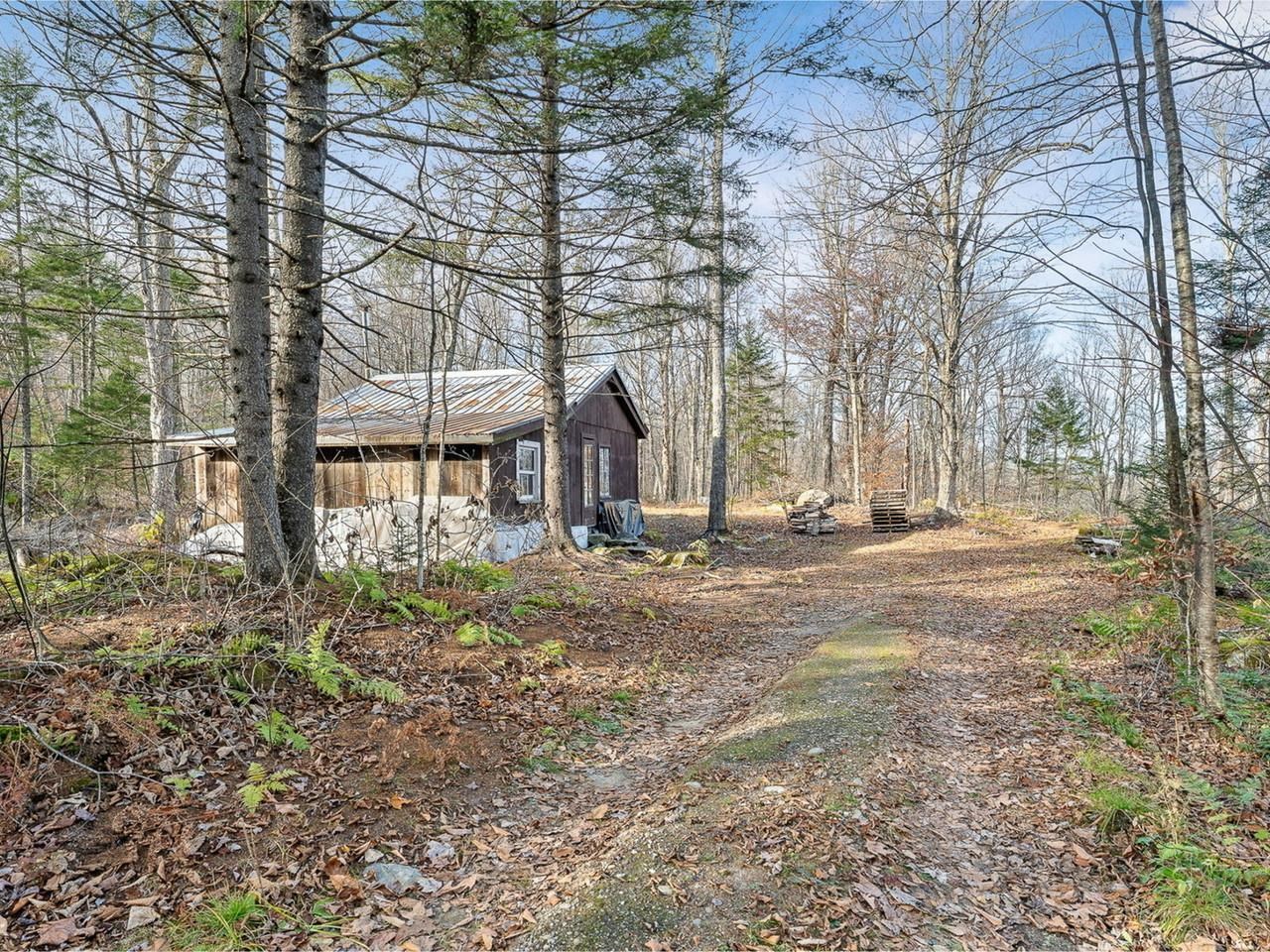 main property photo 18