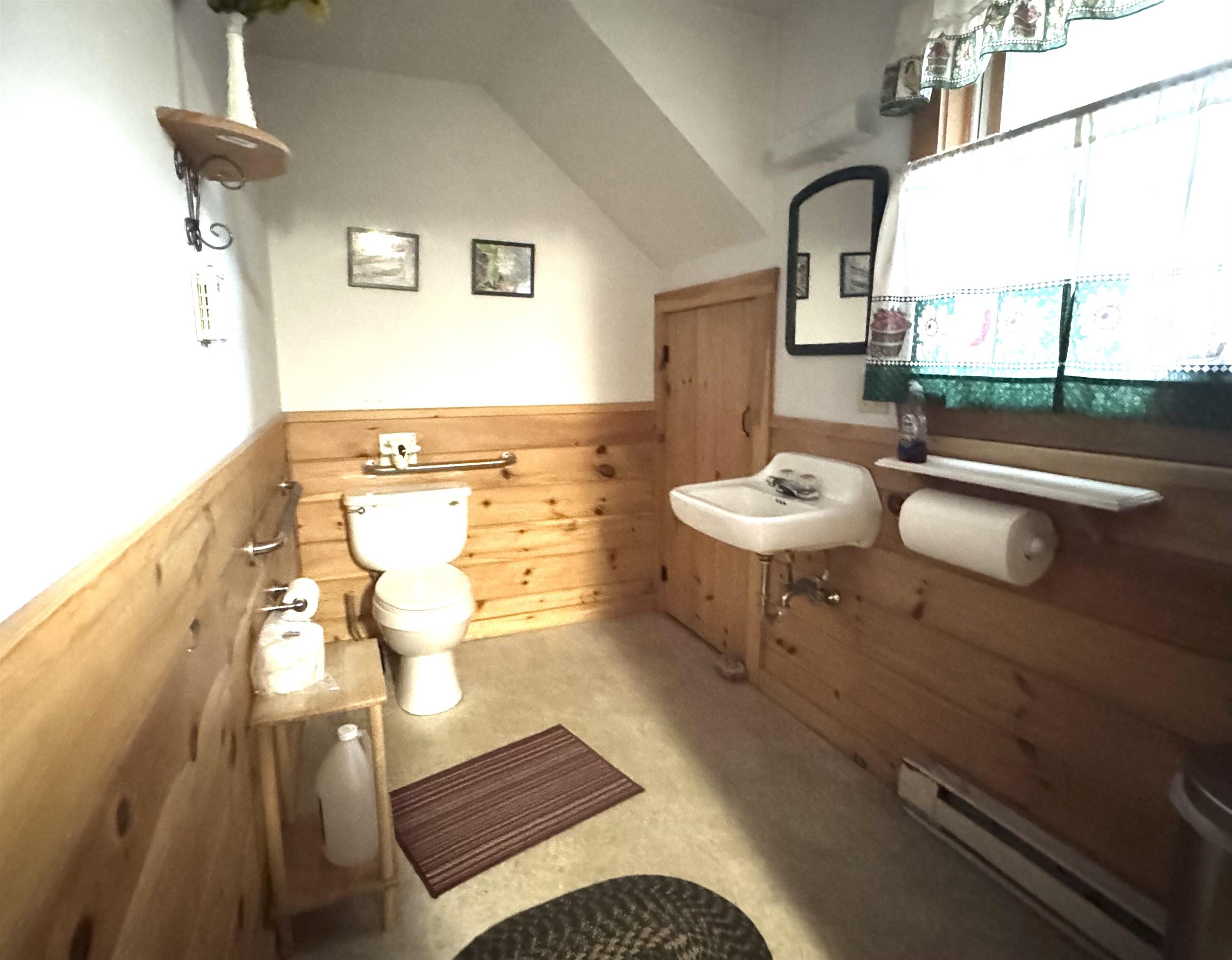 main property photo 12