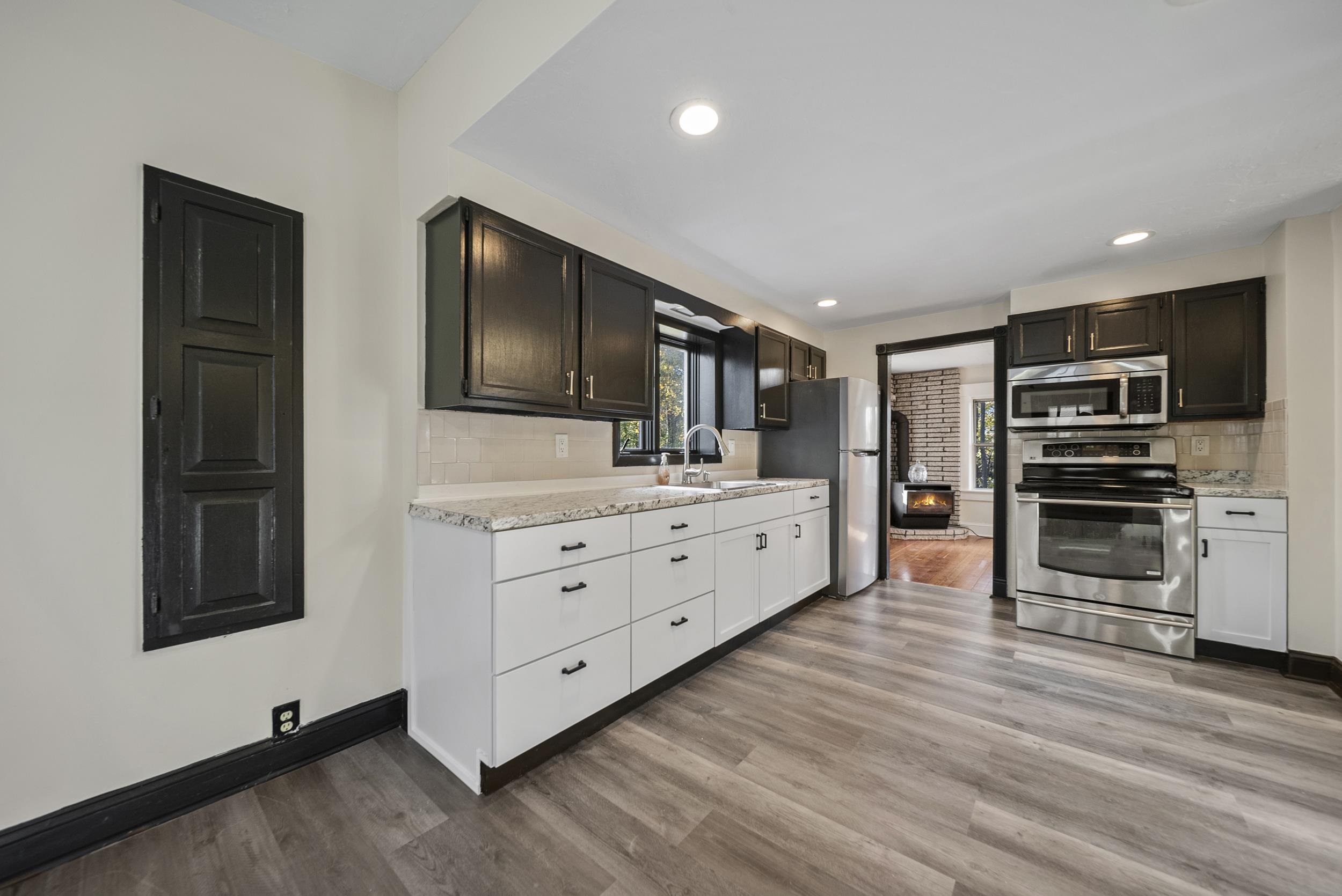 property viewer photo 10