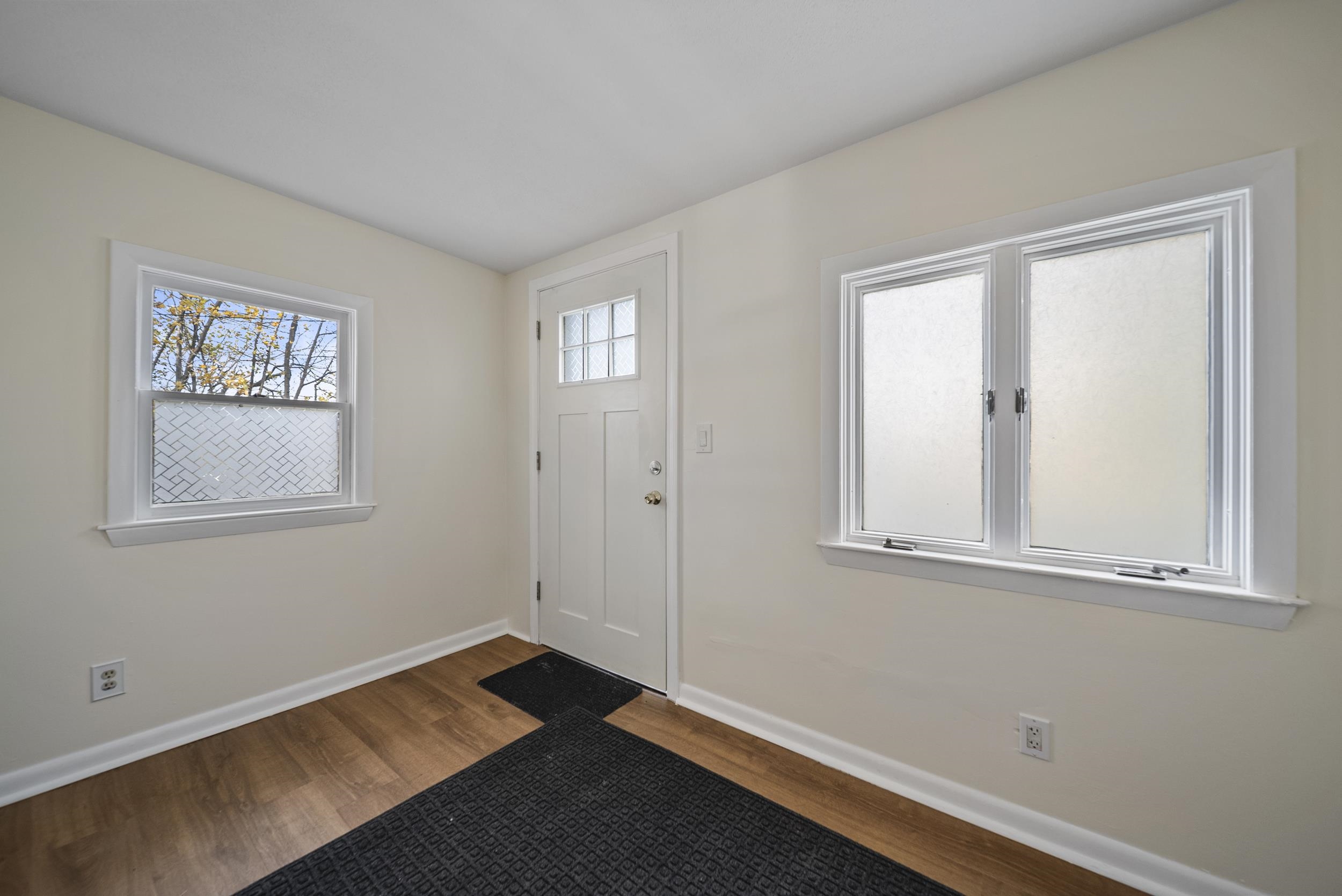 property viewer photo 12