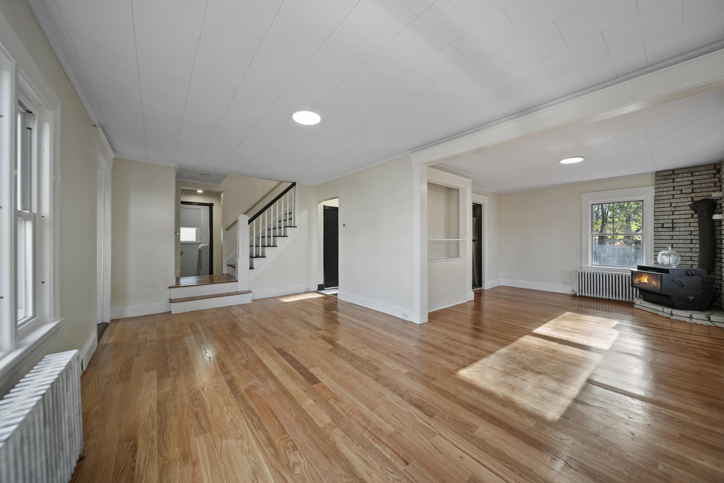 property viewer photo 4