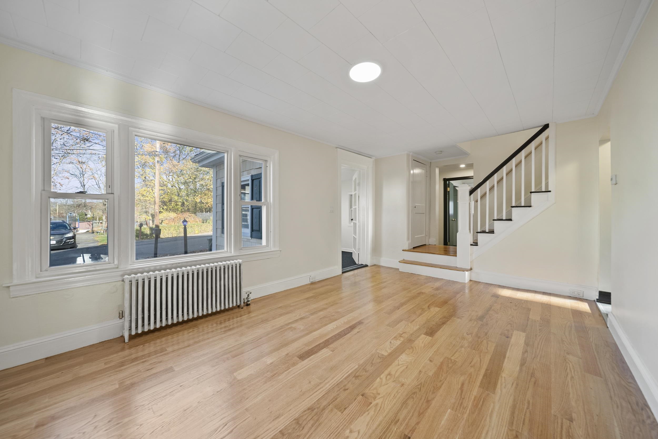 property viewer photo 6