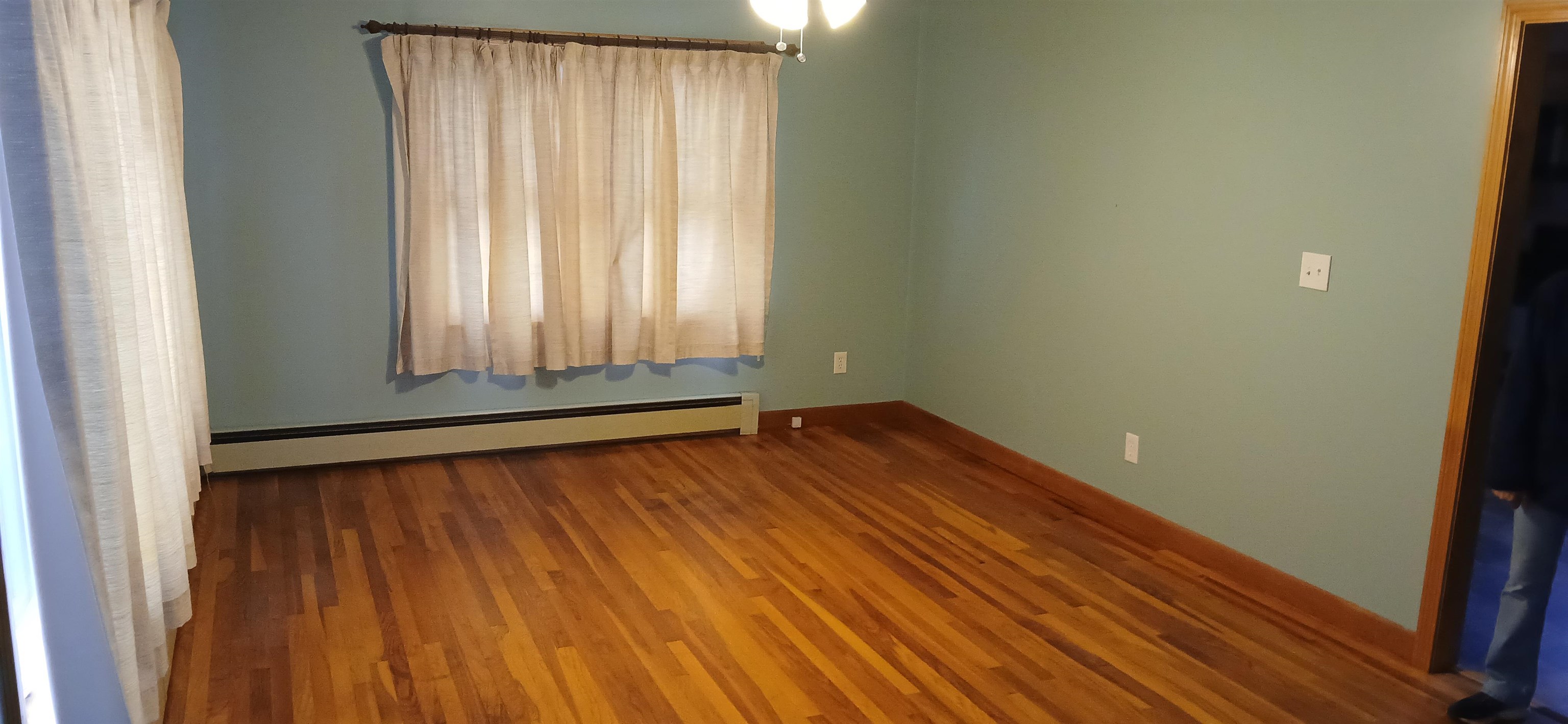 property viewer photo 7