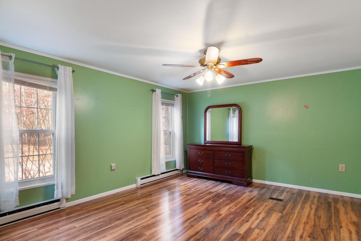 property viewer photo 9