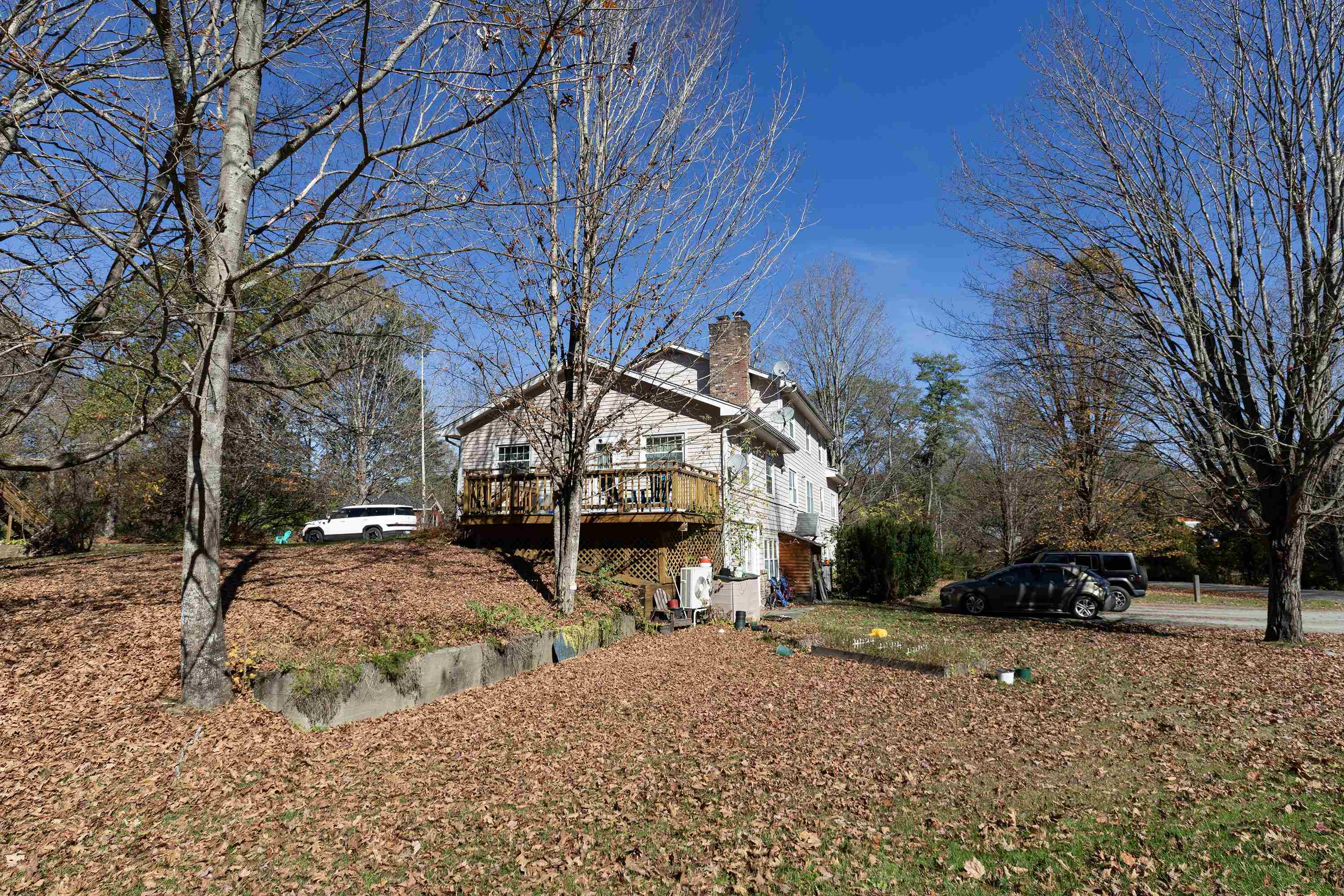 main property photo 27