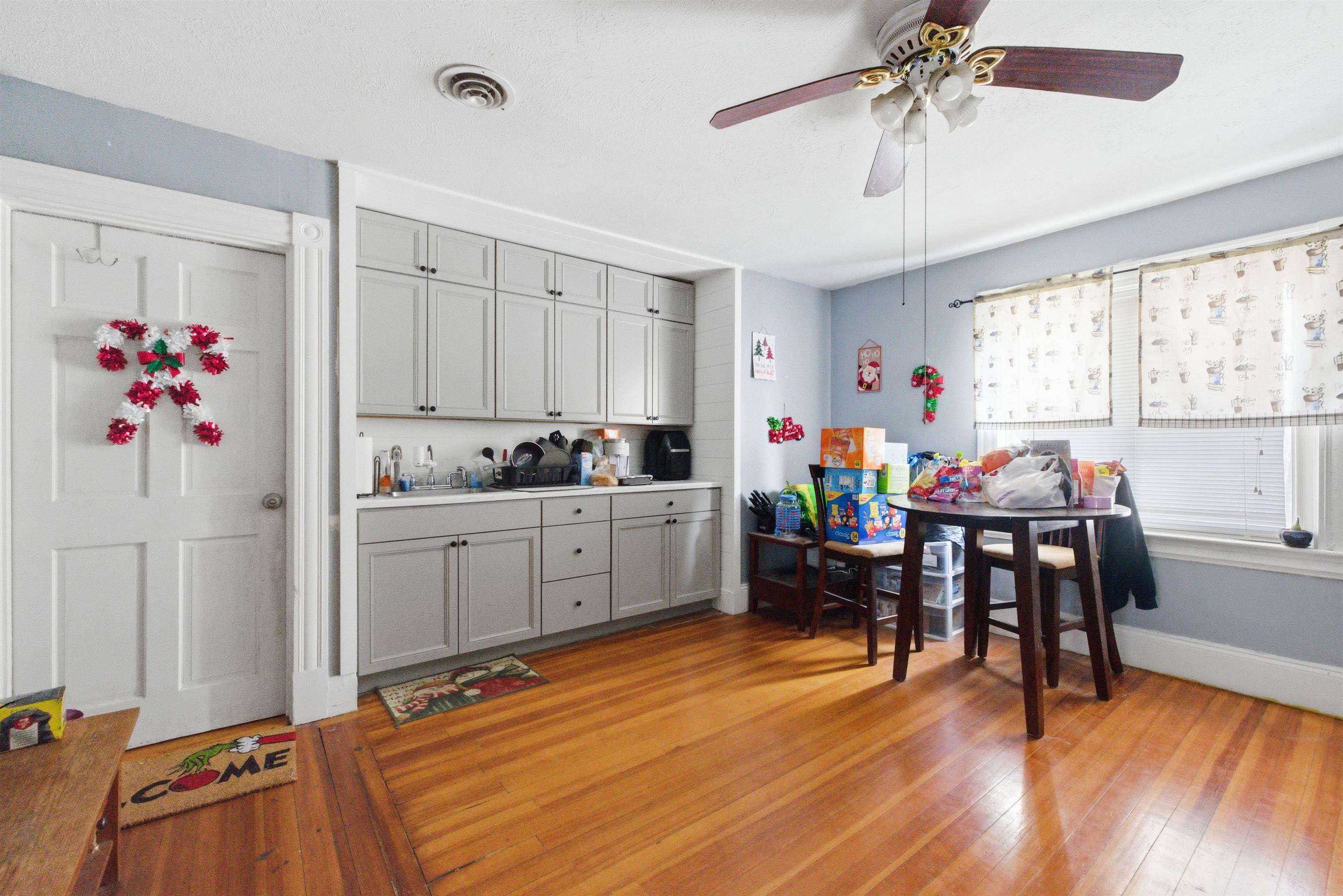 property viewer photo 8