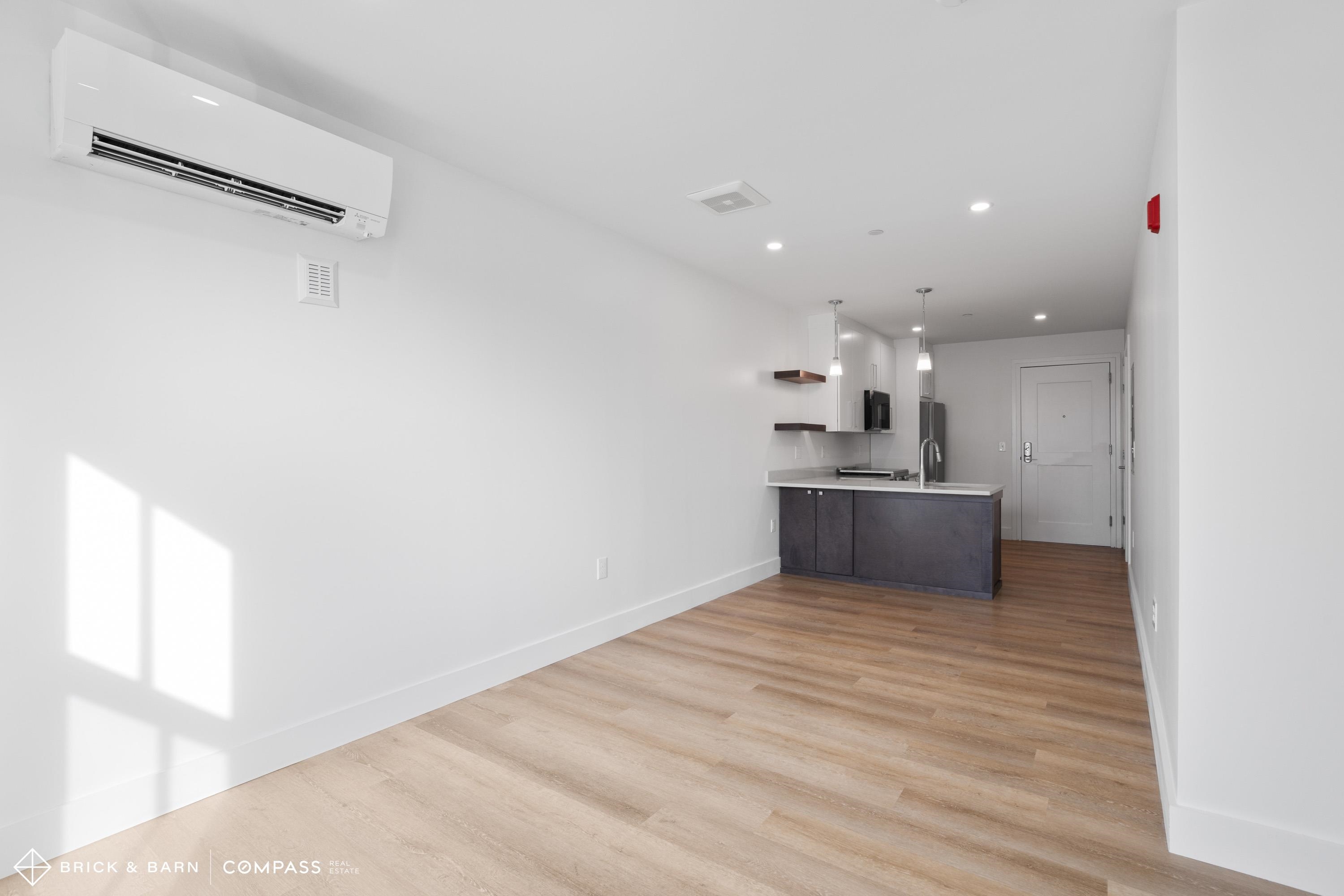 property viewer photo 3
