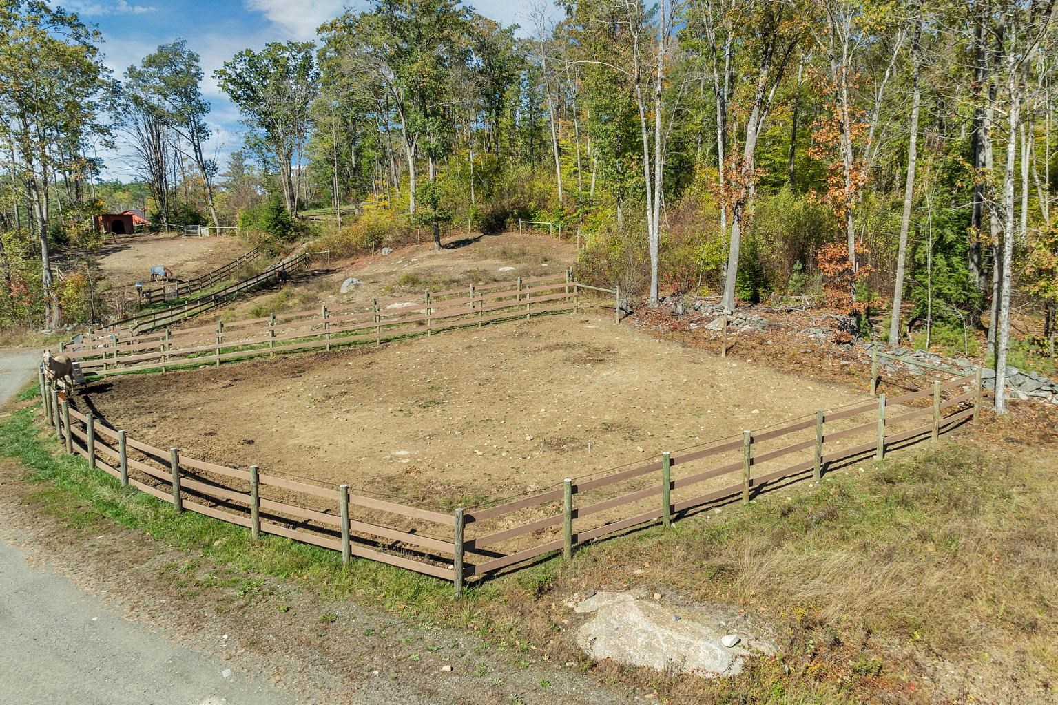 main property photo 23