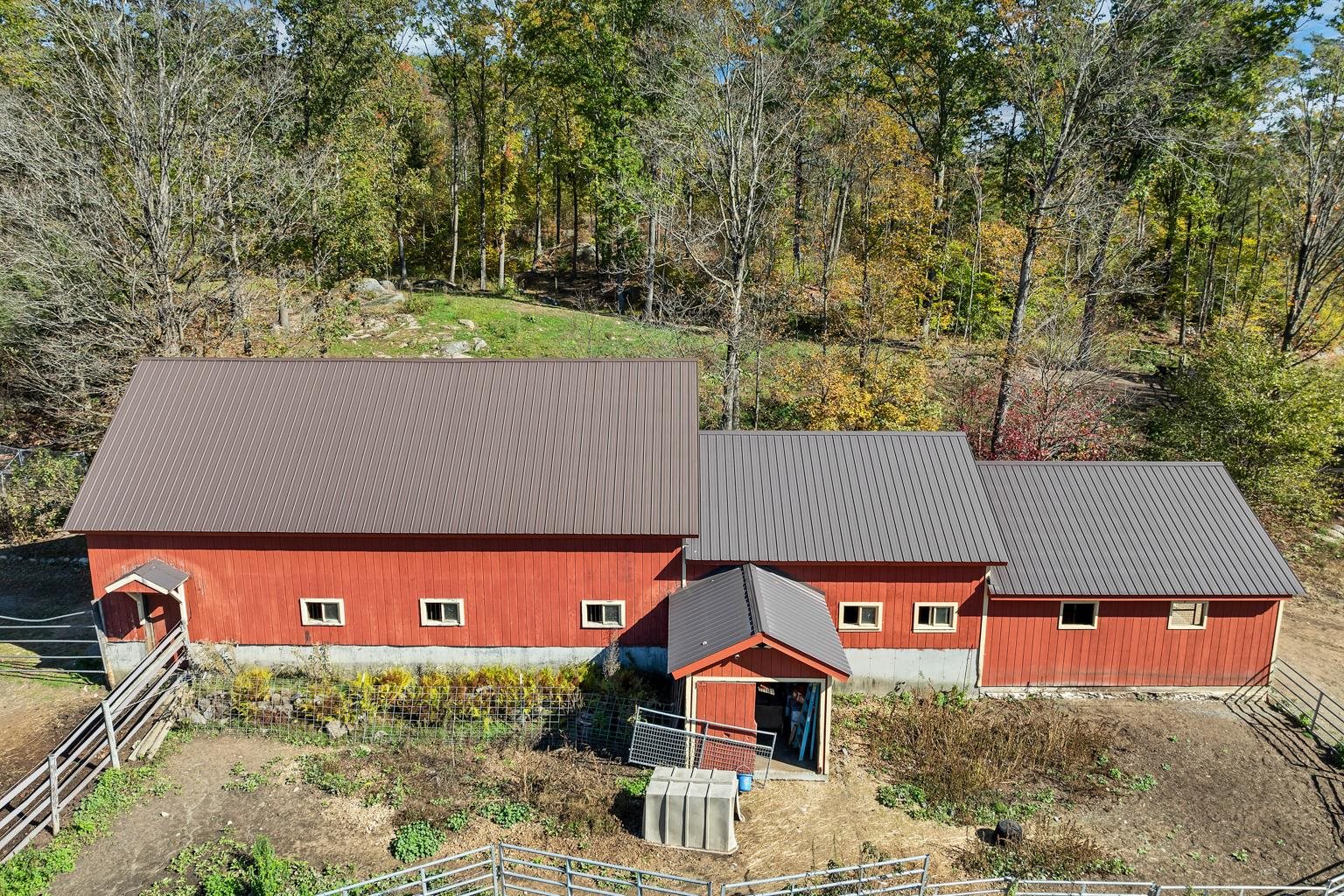 main property photo 27