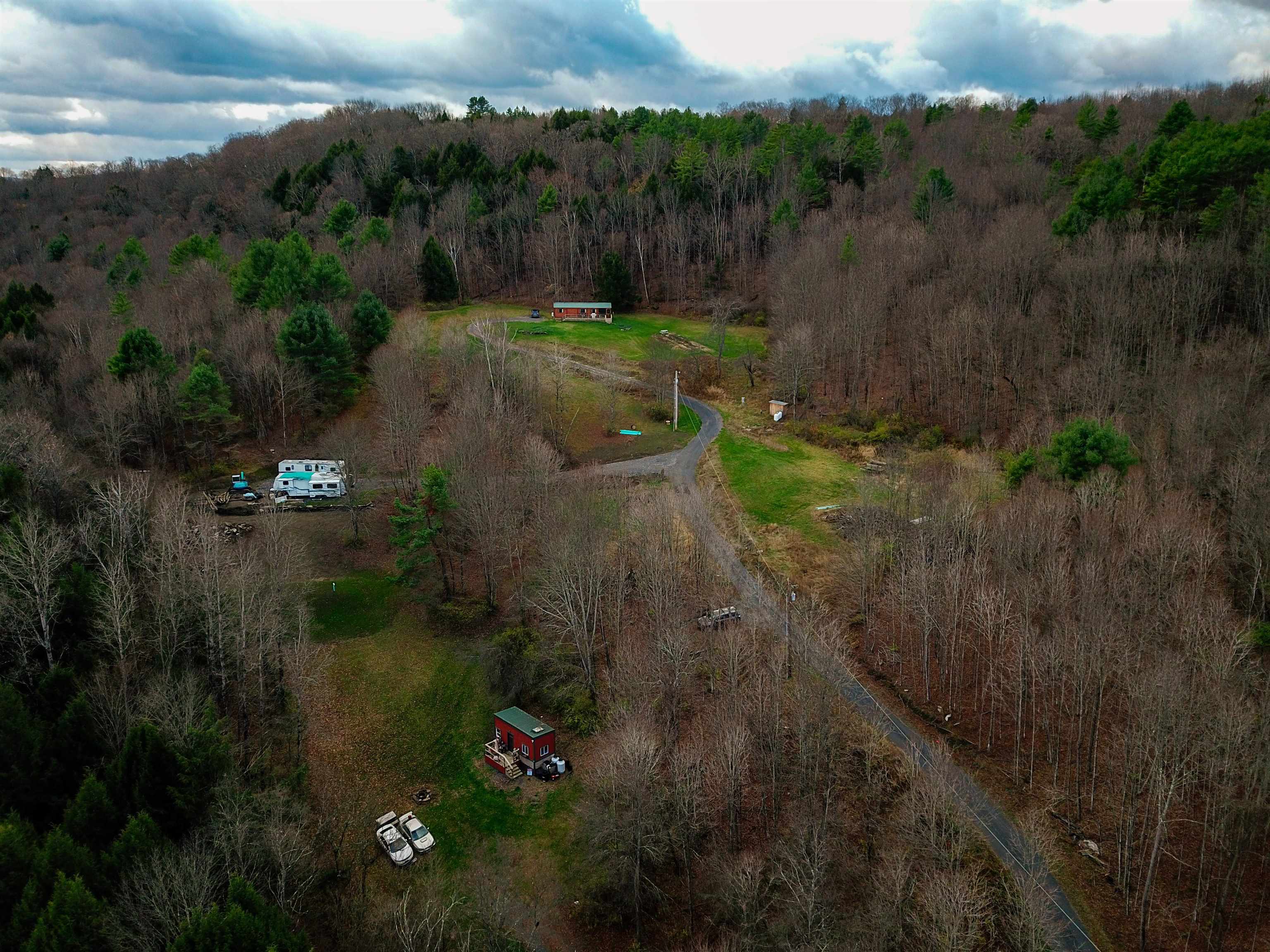 main property photo 33