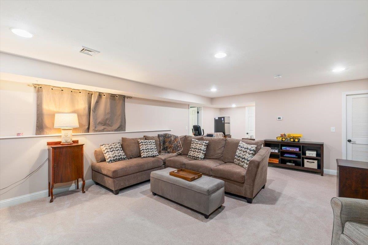 property viewer photo 31