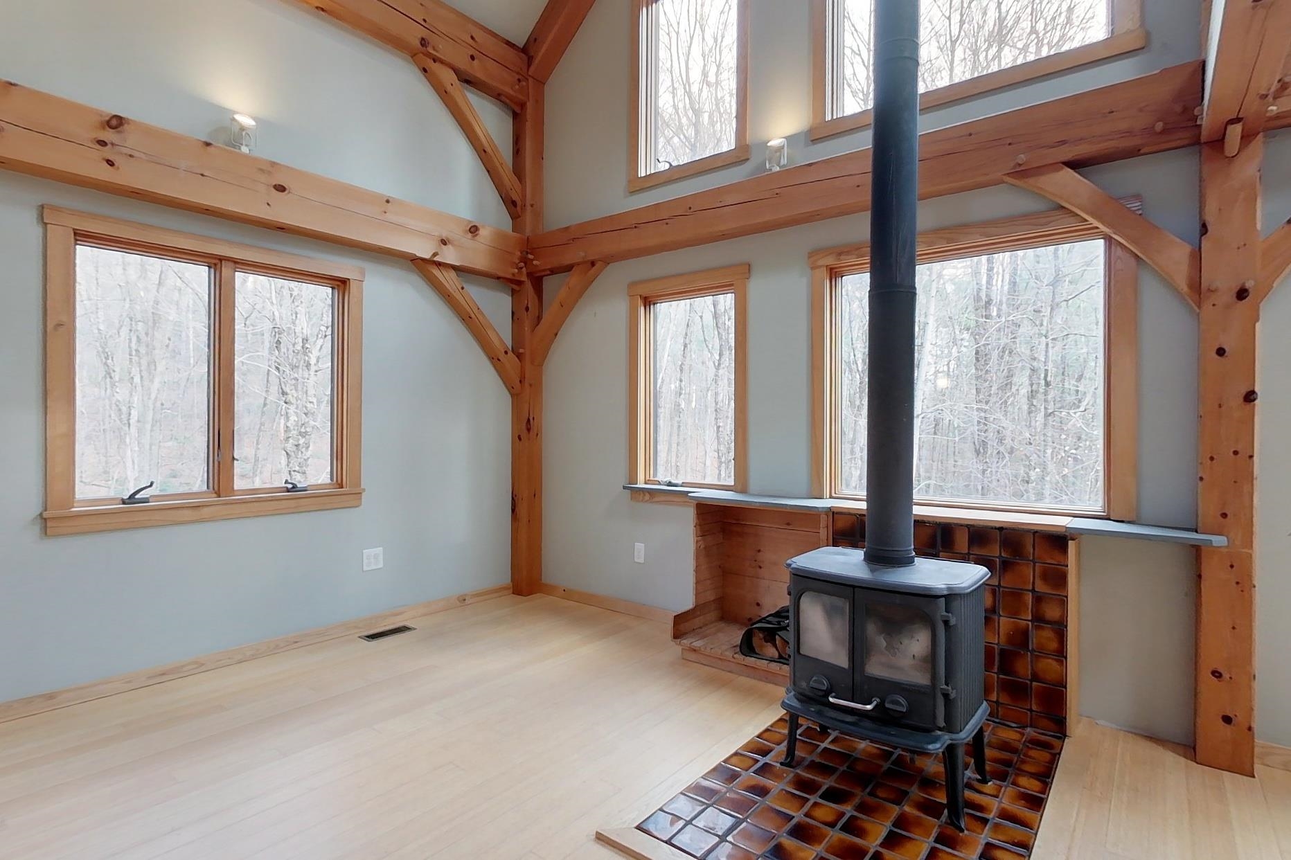 property viewer photo 2
