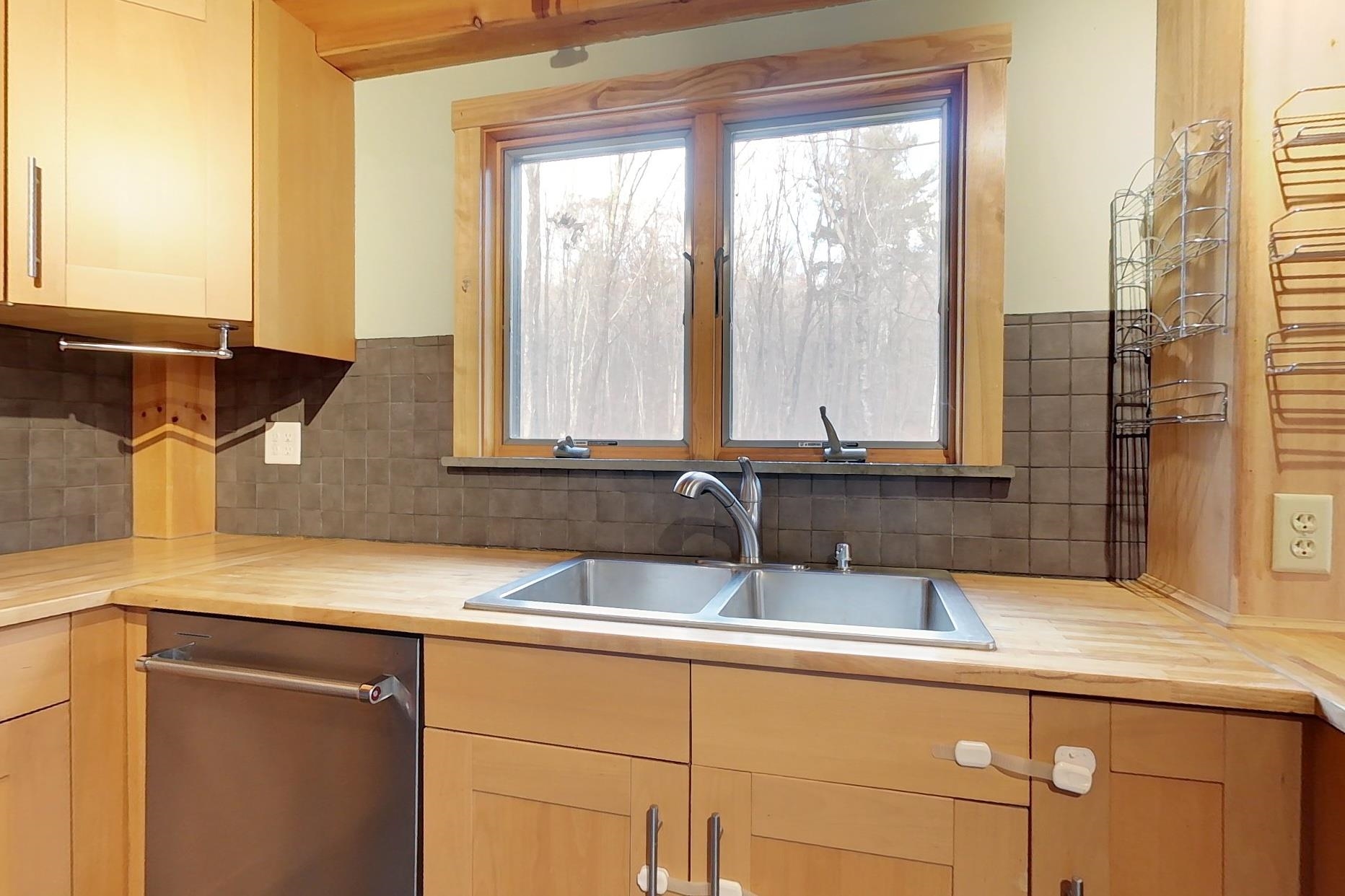 property viewer photo 6
