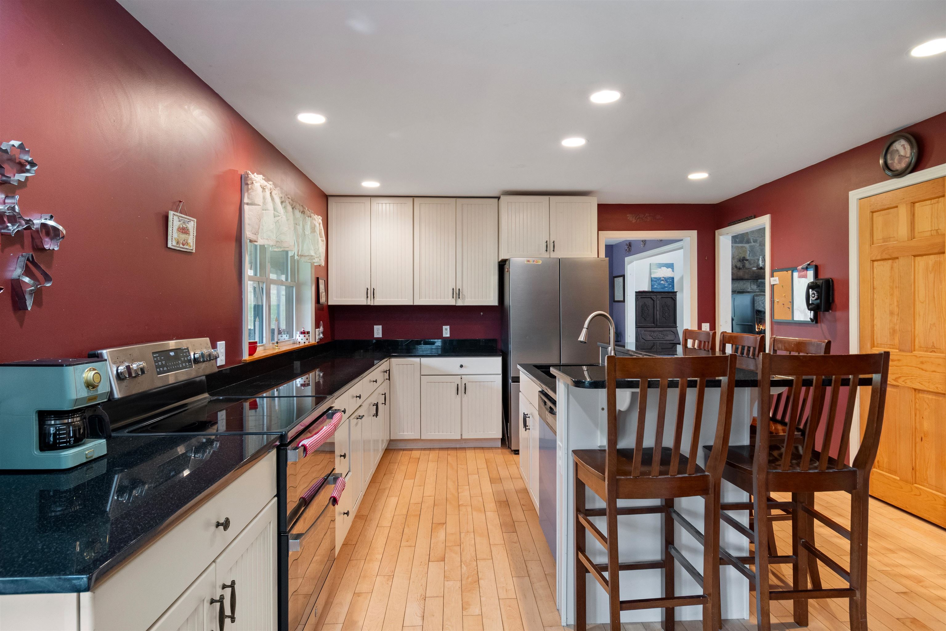 property viewer photo 12