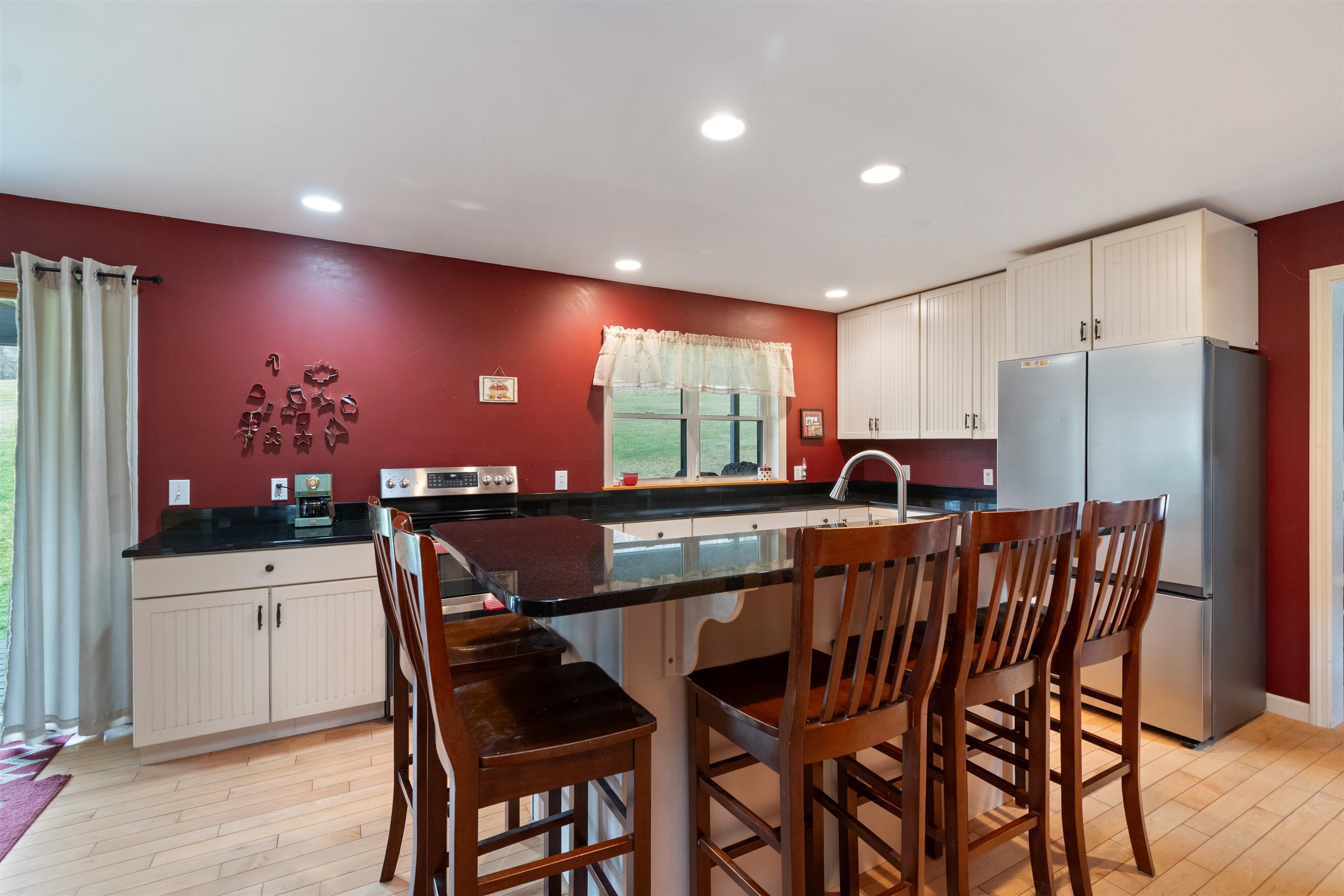 property viewer photo 16