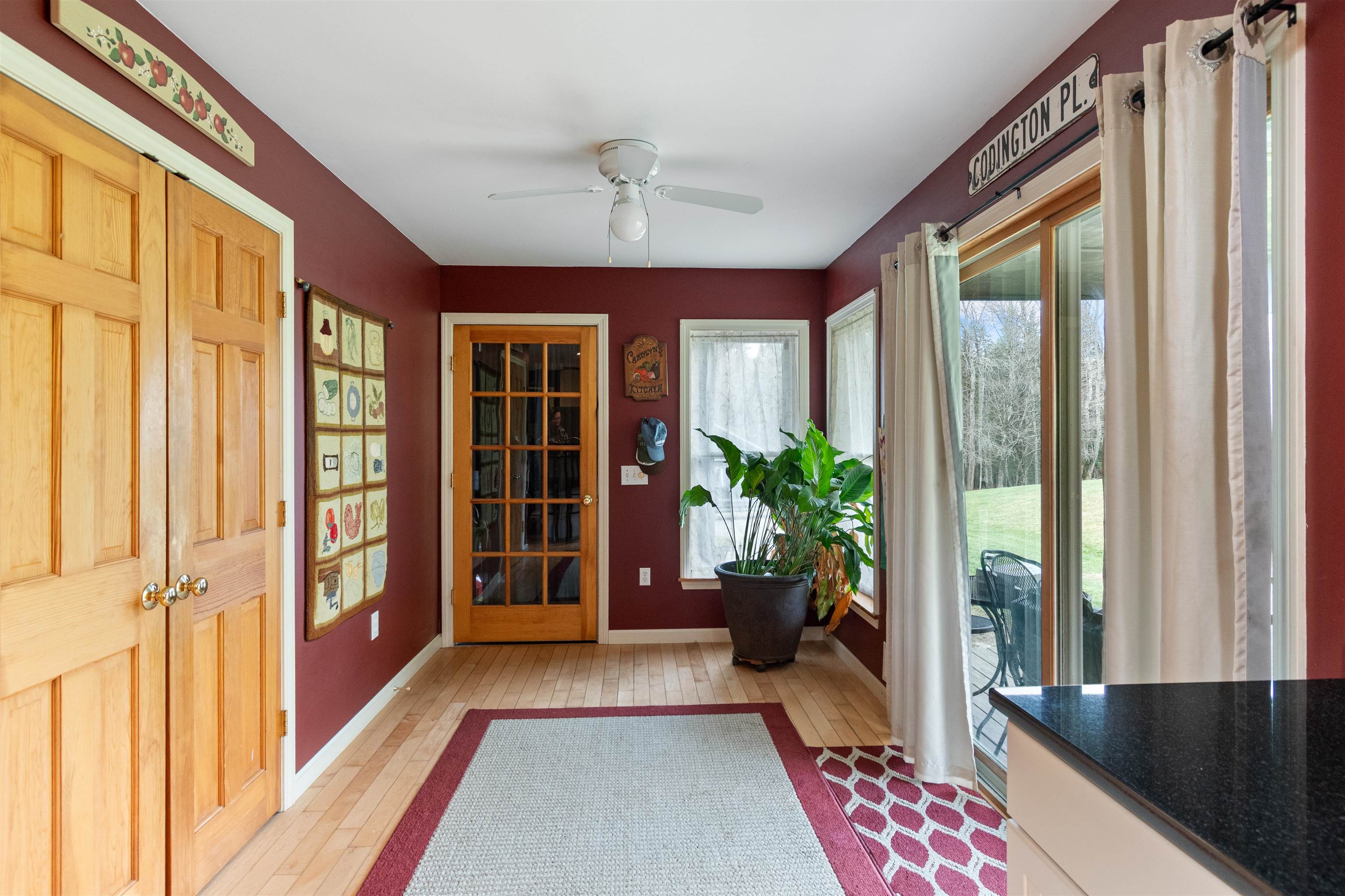 property viewer photo 17