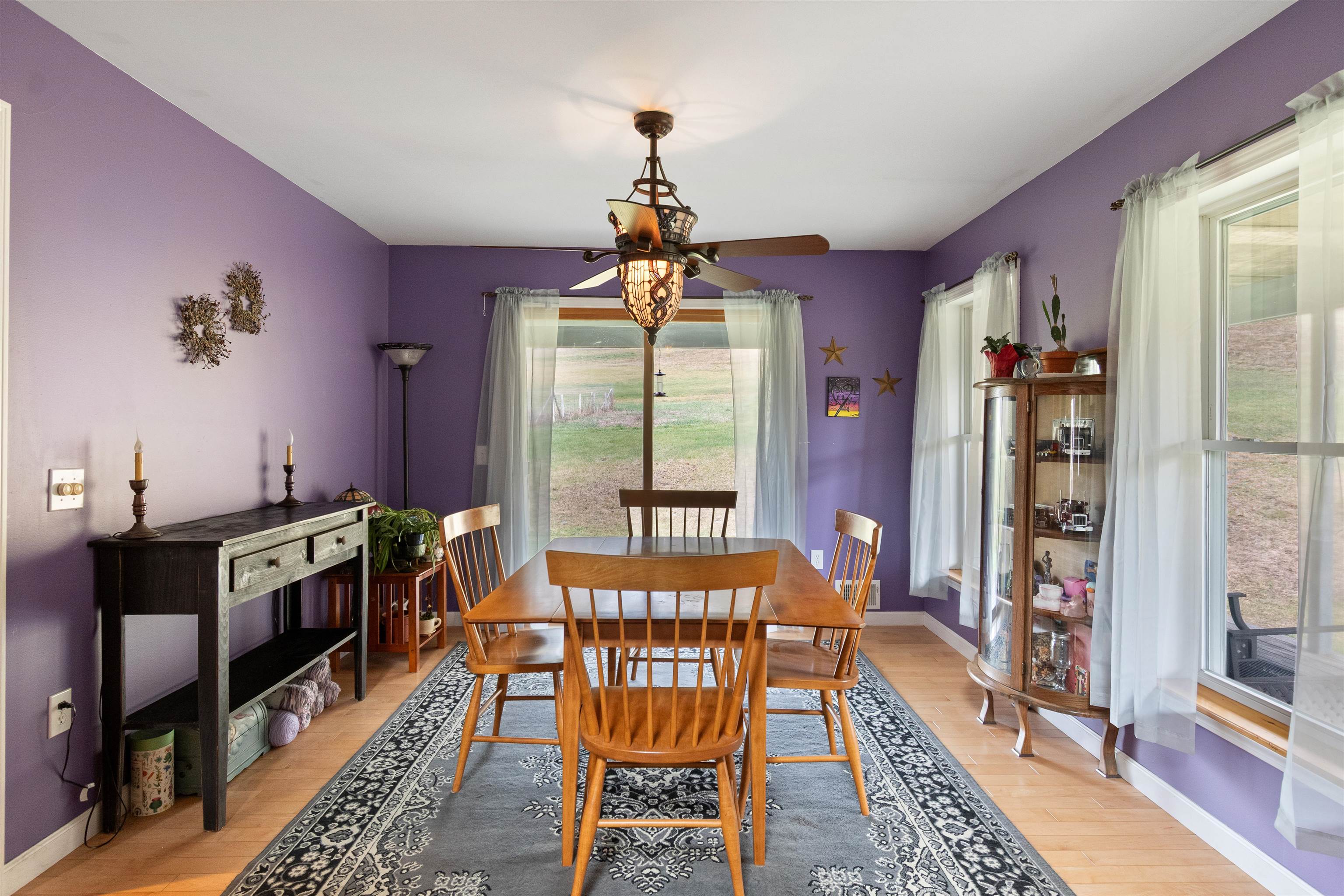 property viewer photo 18