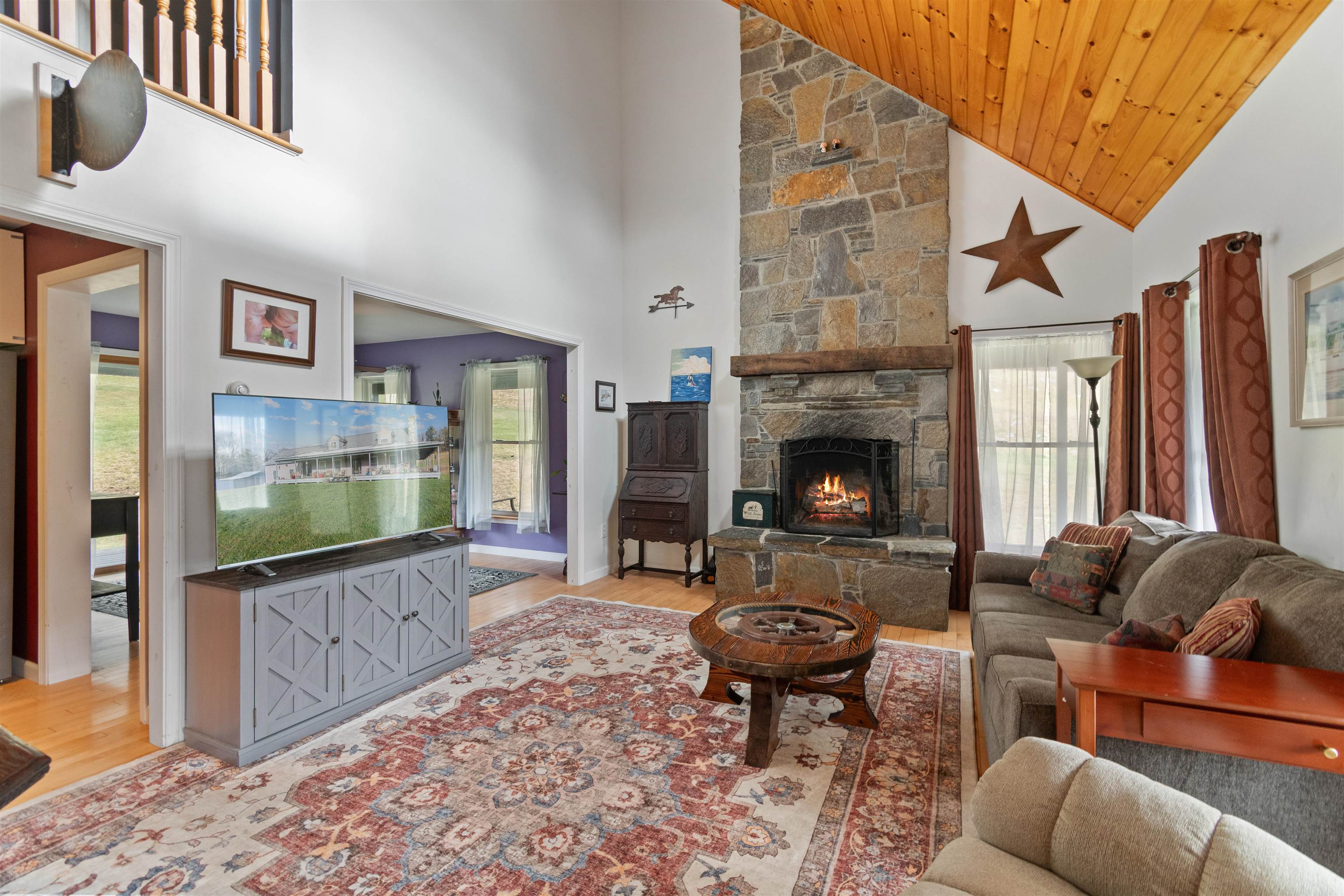 property viewer photo 23