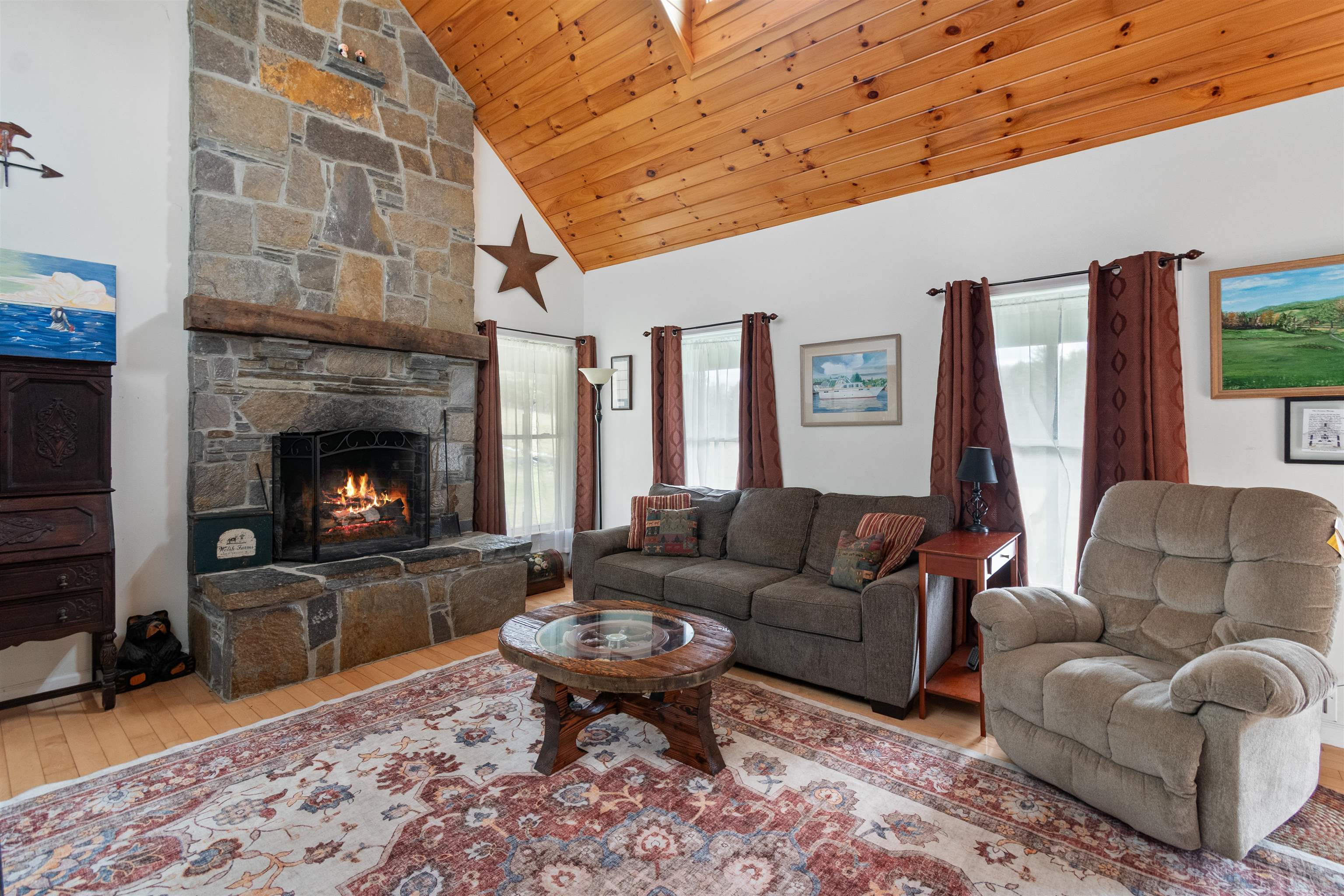 property viewer photo 25