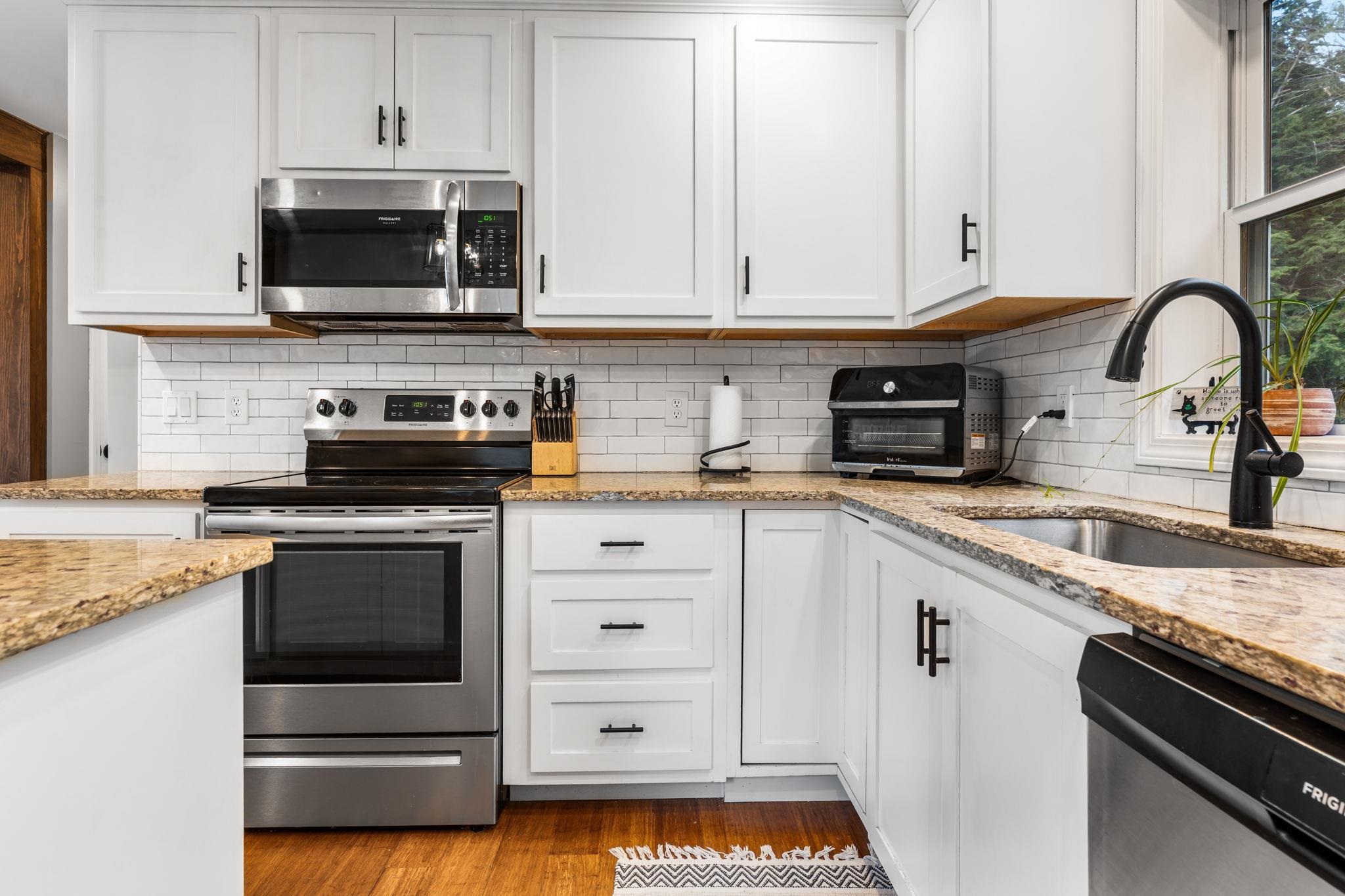 property viewer photo 24