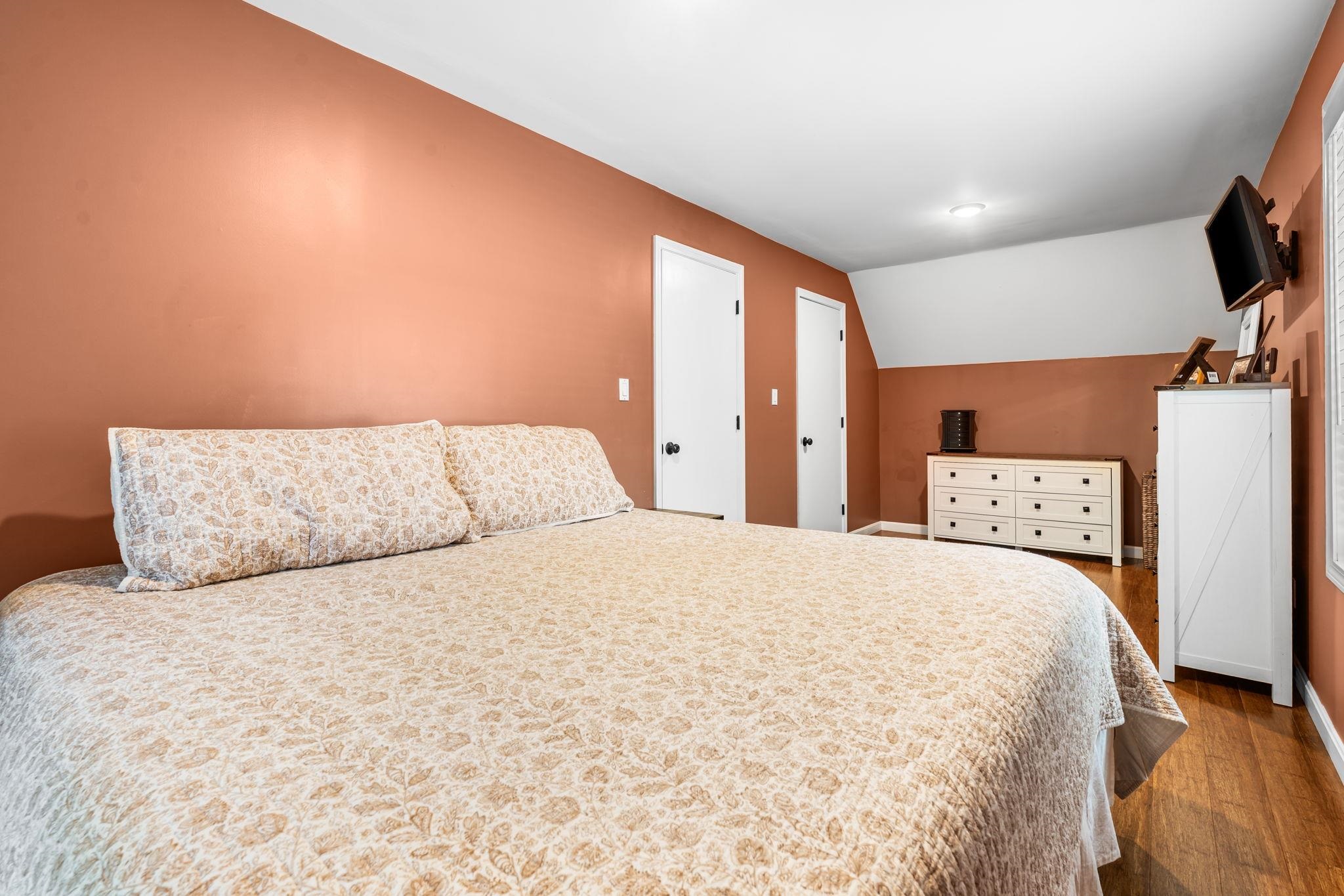 property viewer photo 40